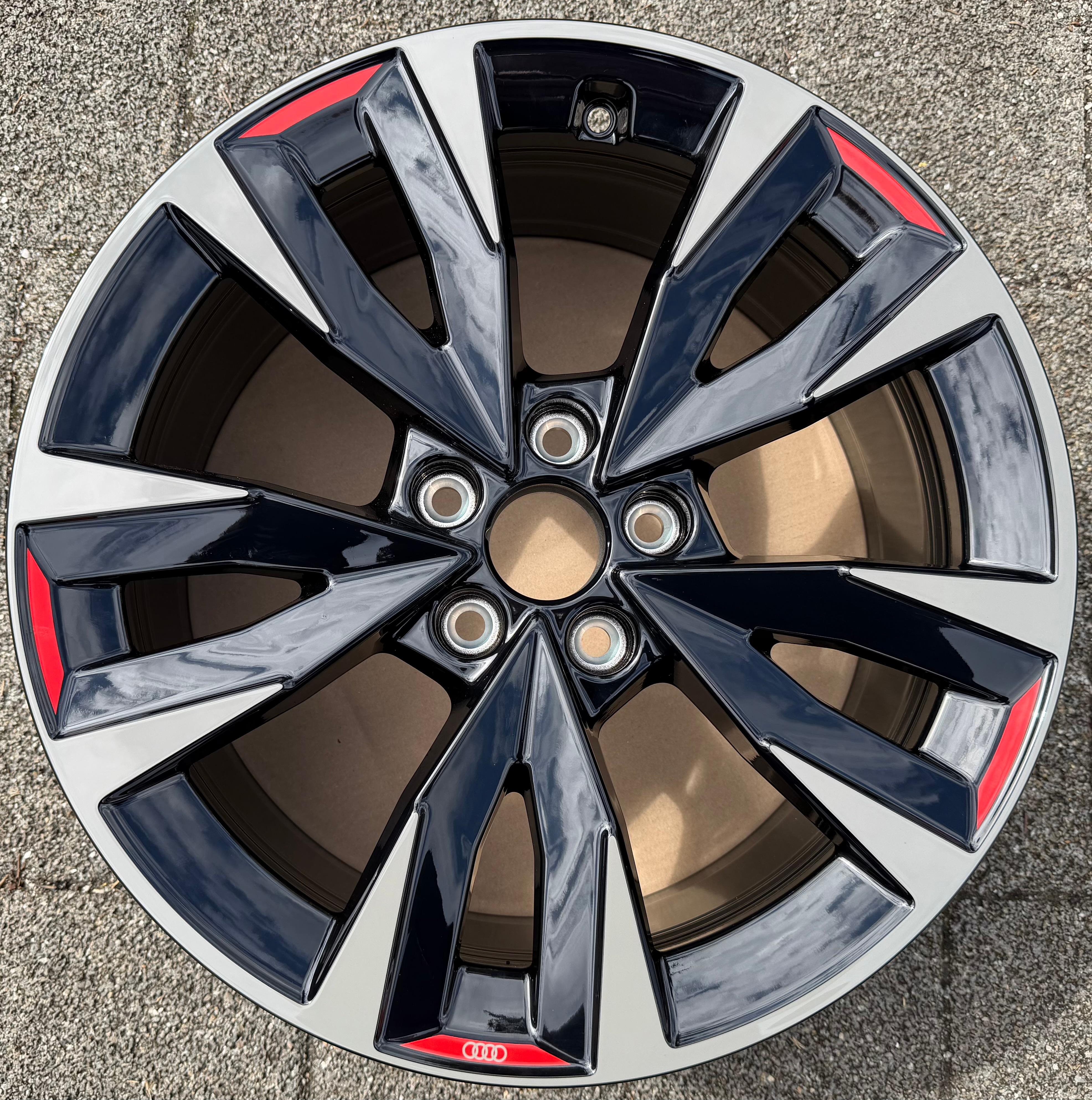 1 X ORIGINAL 18" ALUFELGE FELGE AUDI A3 S3 8Y 8Y0071498 8x18 ET46 FREIHAUS