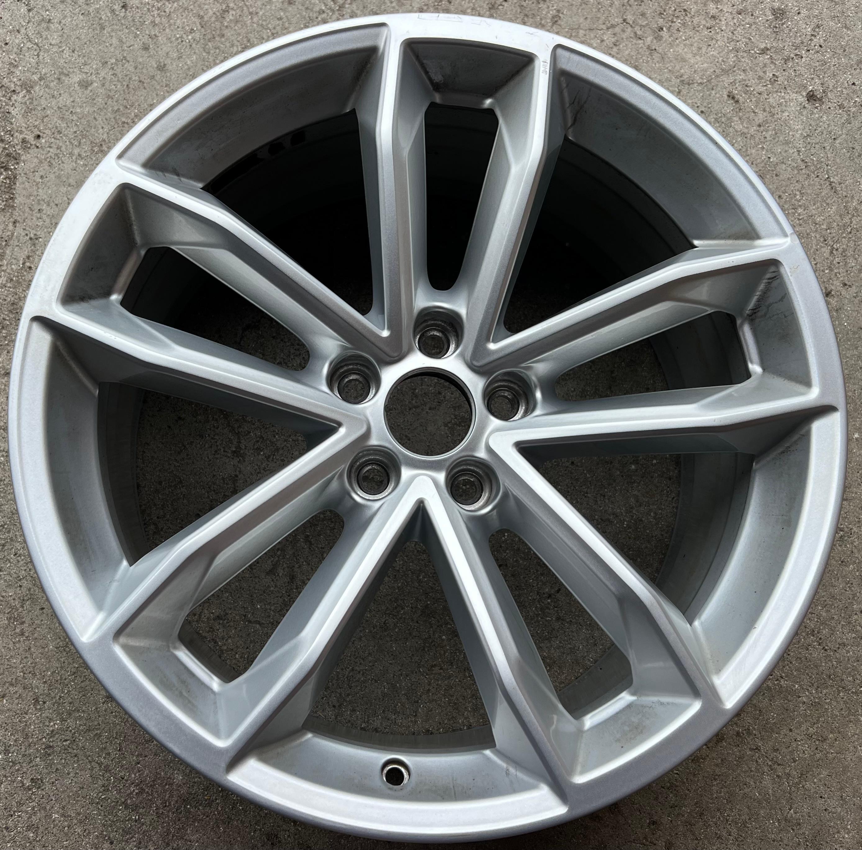 1 X ORIGINAL 19" ALUFELGE FELGE AUDI A5 S5 F9 8W 8W0601025DG 8,5x19 ET32 FREIHAUS
