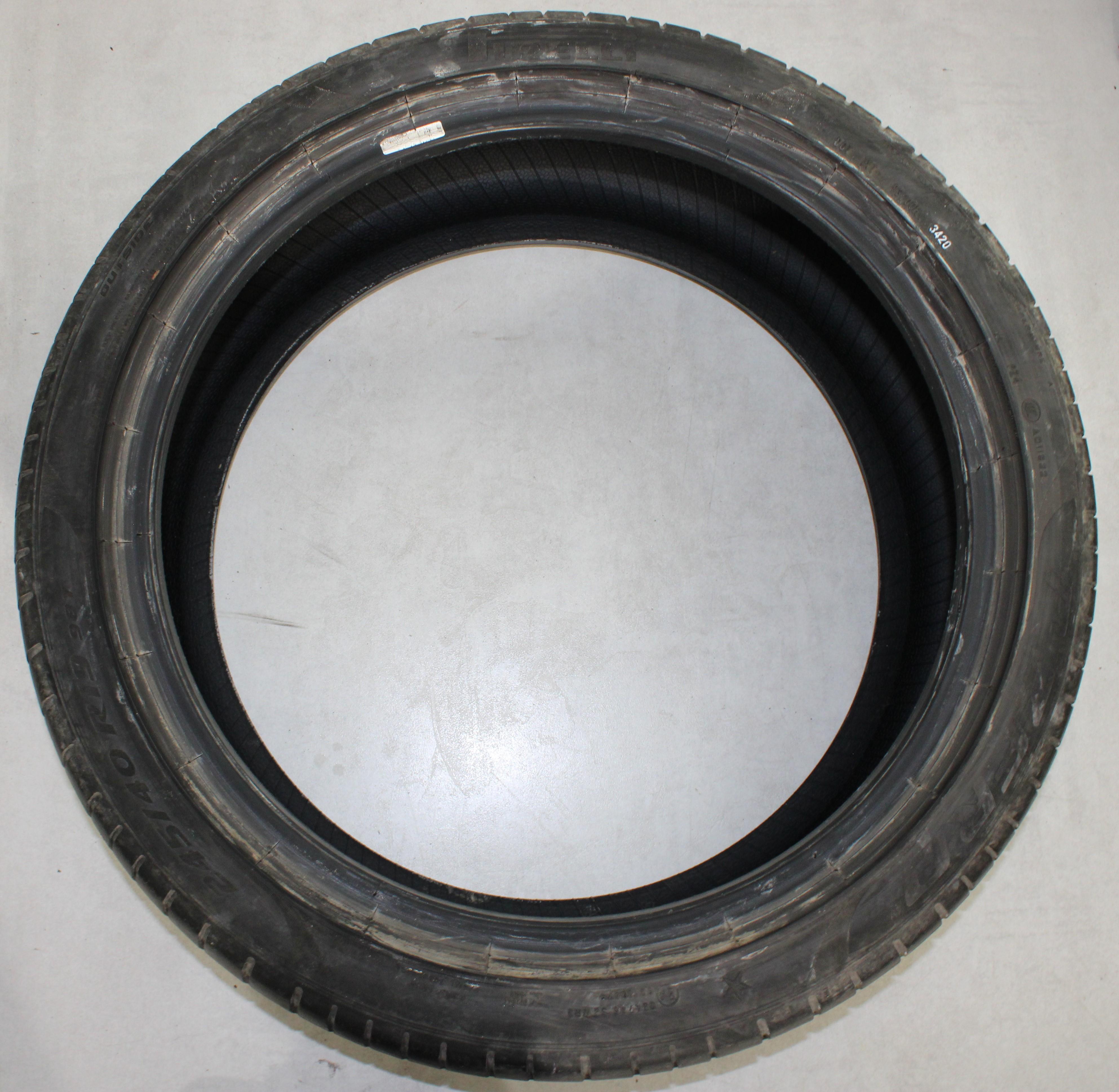 2 x 245/40R19 98Y zomerbanden Pirelli Pzero PZ4 * 4,5-5mm 2020