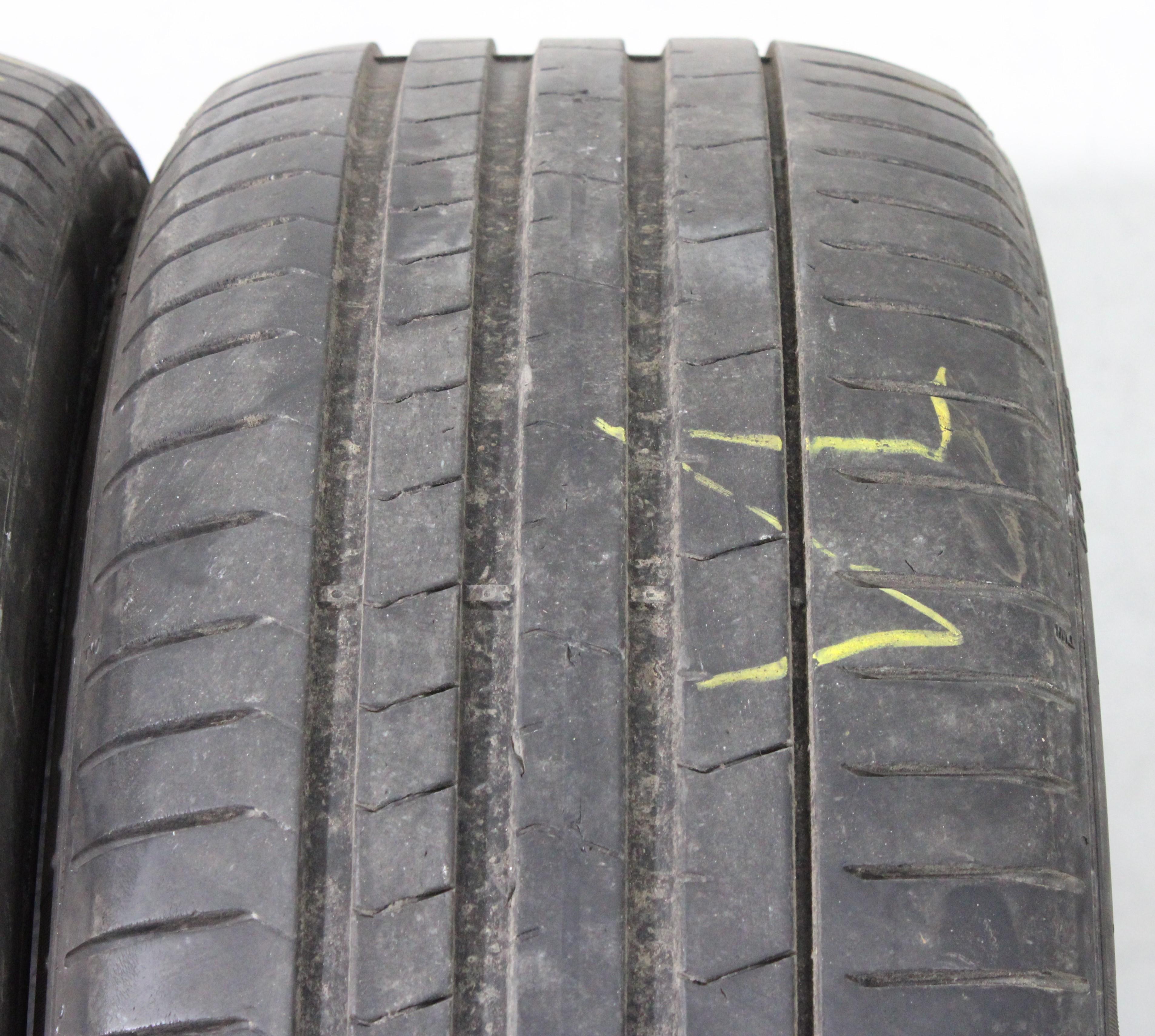 2 x 245/40R19 98Y zomerbanden Pirelli Pzero PZ4 * 4,5-5mm 2020