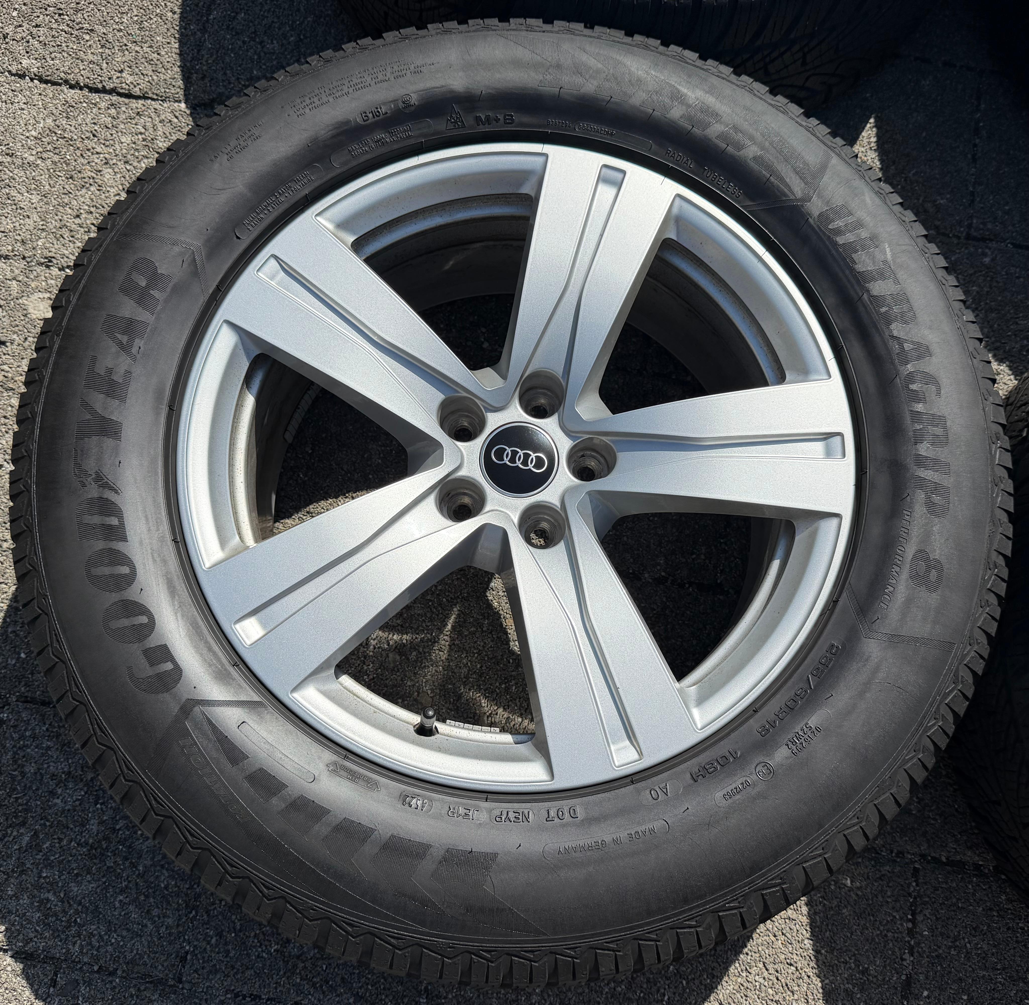 4 Original 18" Alu Winterräder Audi Q7 4M 255/60R18 108H 4M0601025A Goodyear