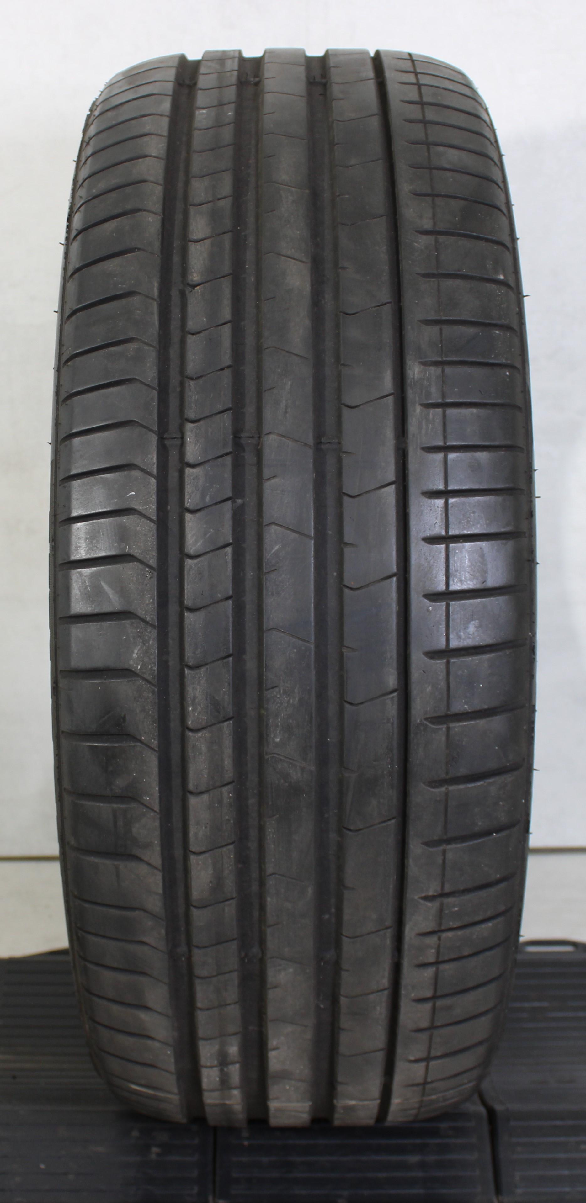 1 x 275/40R22 107Y Sommerreifen Pirelli Pzero PZ4 Runflat 5mm 2019 *