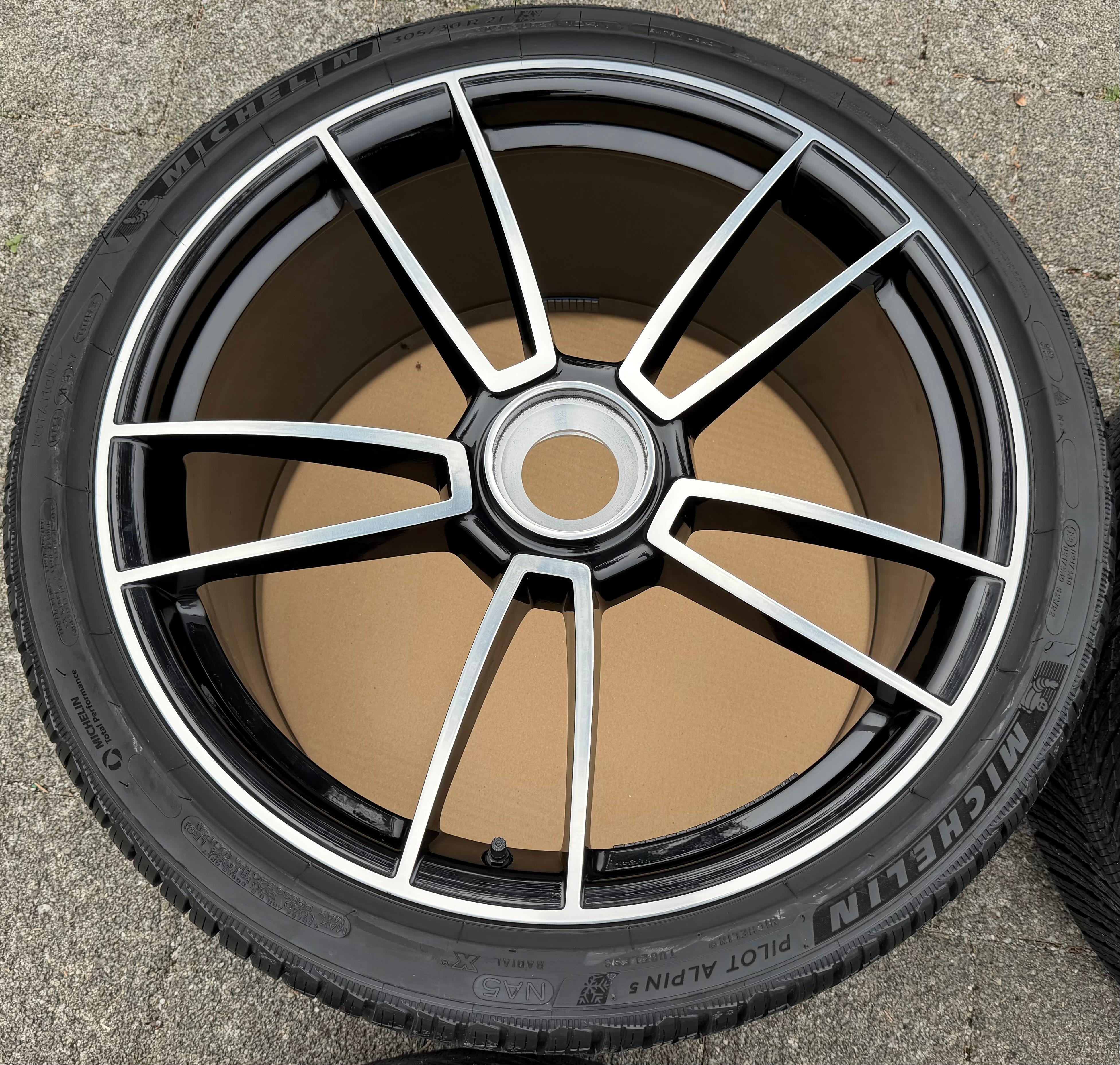 4 originele 20" 21" lichtmetalen winterwielen Porsche 911 992 Turbo S 992601025AB 992601025AC centrale wielsluiting NIEUW
