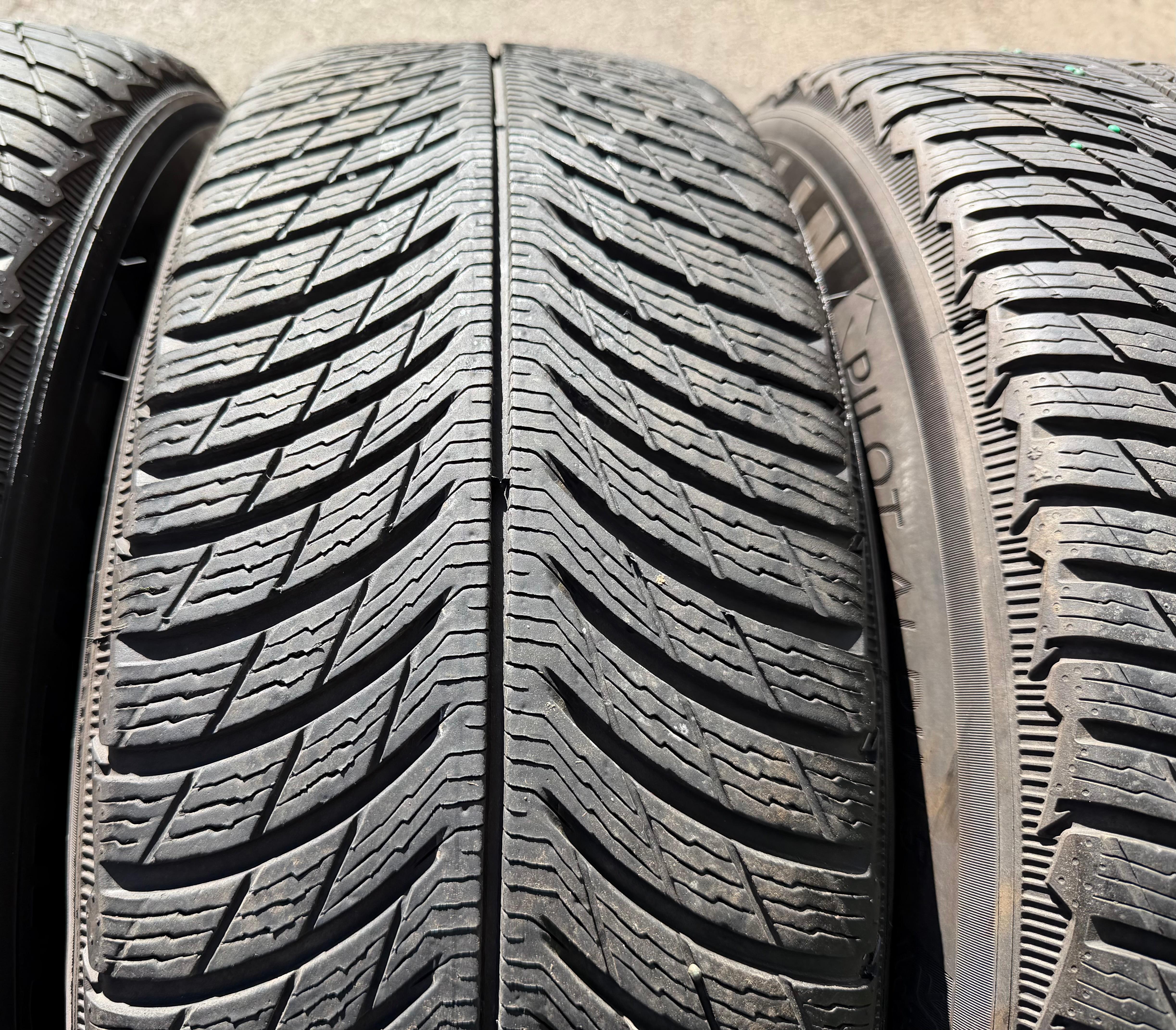 4 roues hiver en aluminium d’origine 17" Audi A6 4K C8 F2 225/60R17 99H 4K0601025 Michelin