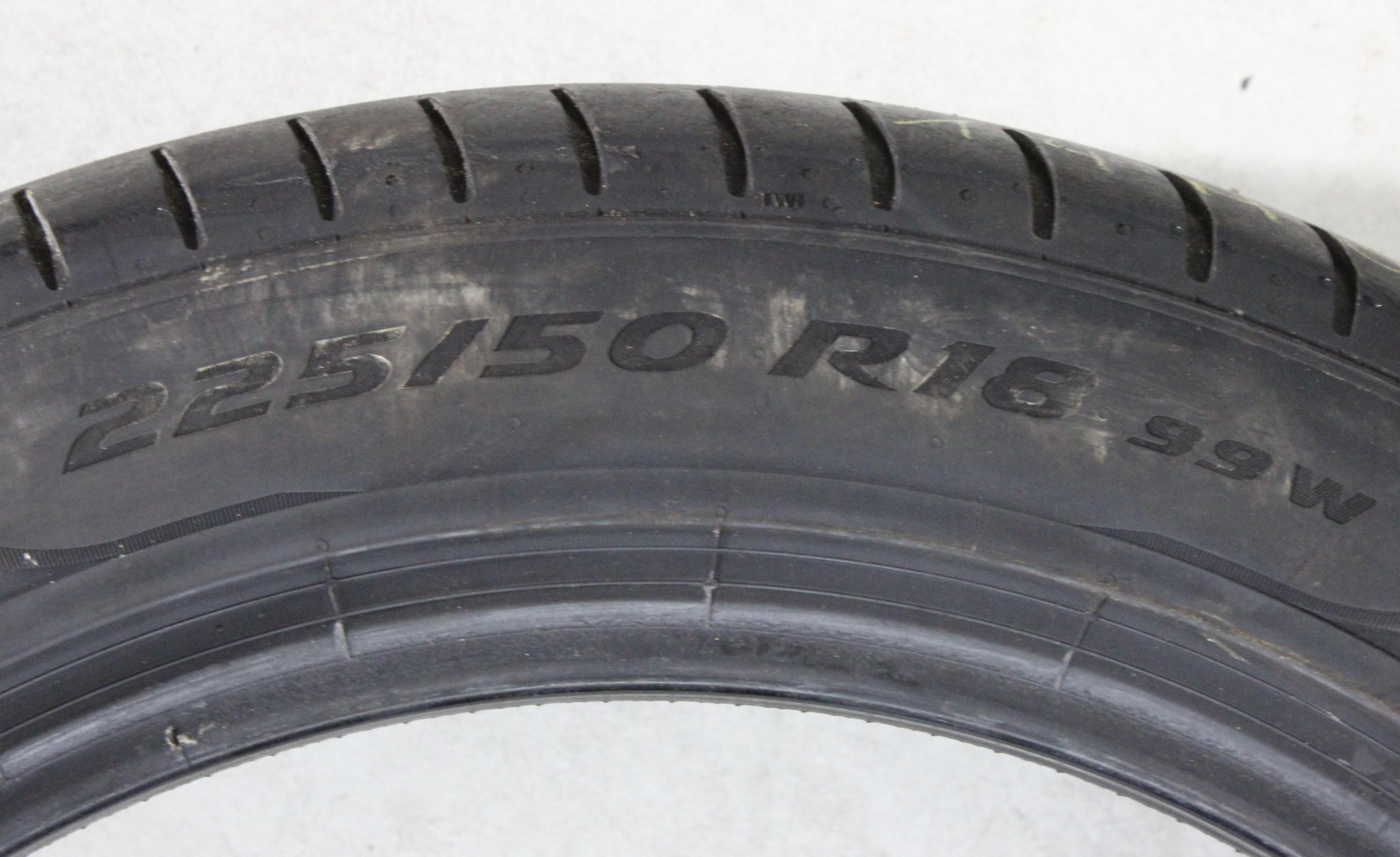 2 x 225/50R18 99W Sommerreifen Pirelli Pzero PZ4 * 4,5mm 2016