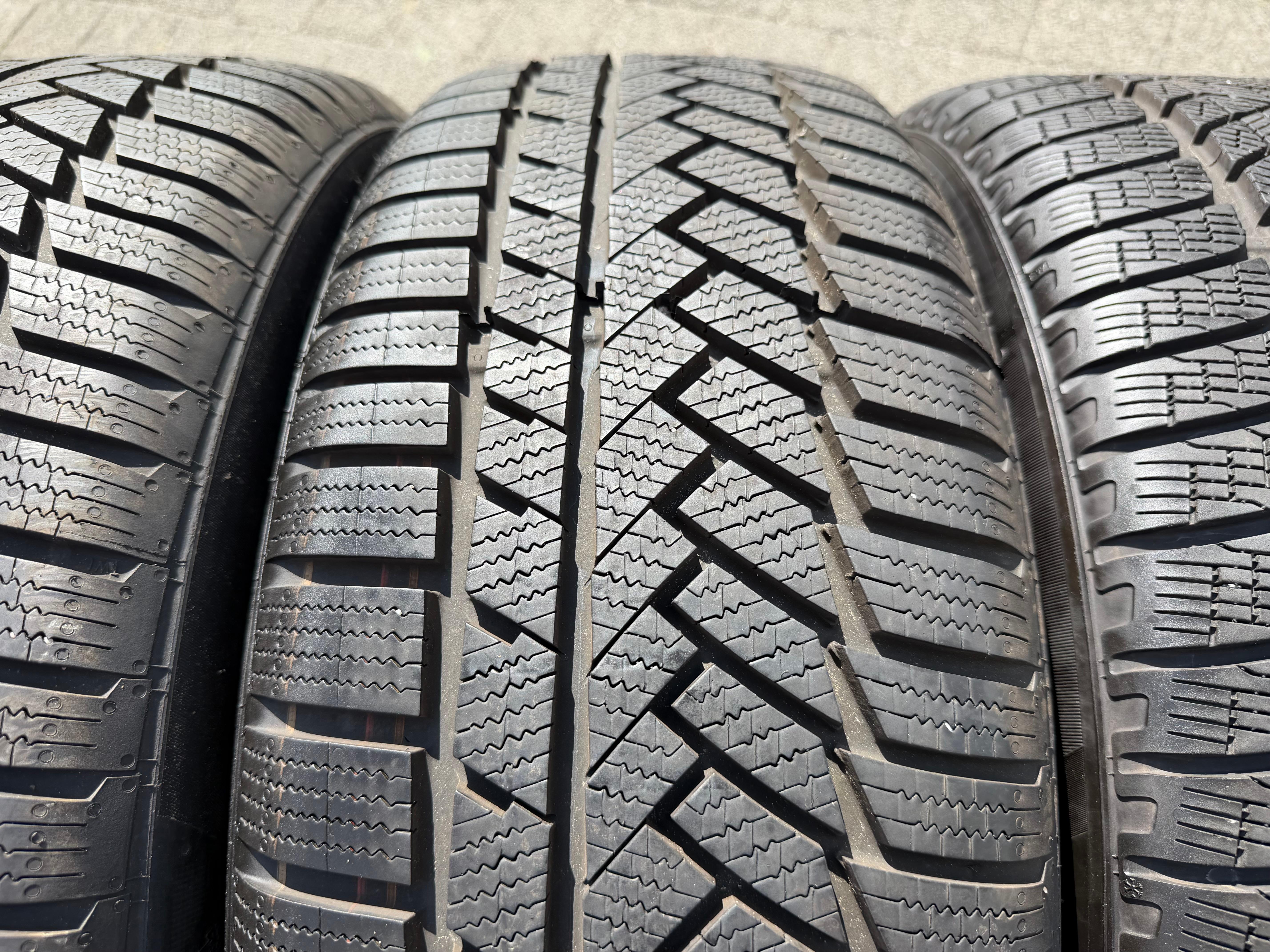 4 Original 19" Alu Winterräder Audi Q3 F3B 83A 83A601025N 235/50R19 99V Winter