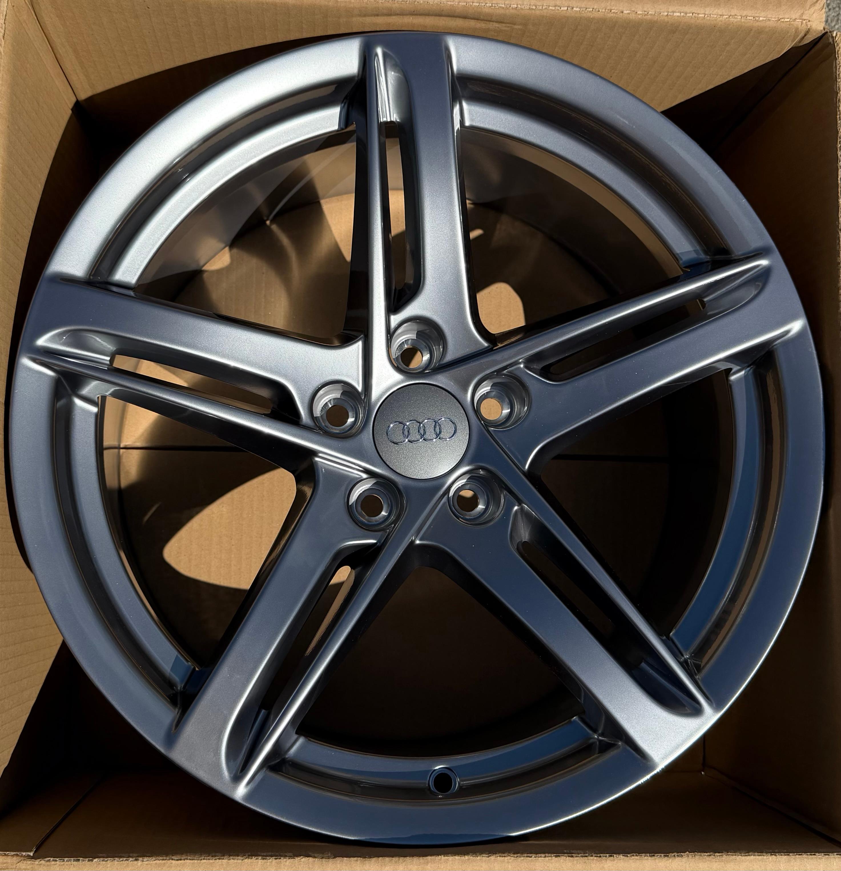 1 X ORIGINAL 18" ALUFELGE AUDI A5 S5 8T 8T0071498A 8,5x18 ET29 FELGEN NEU