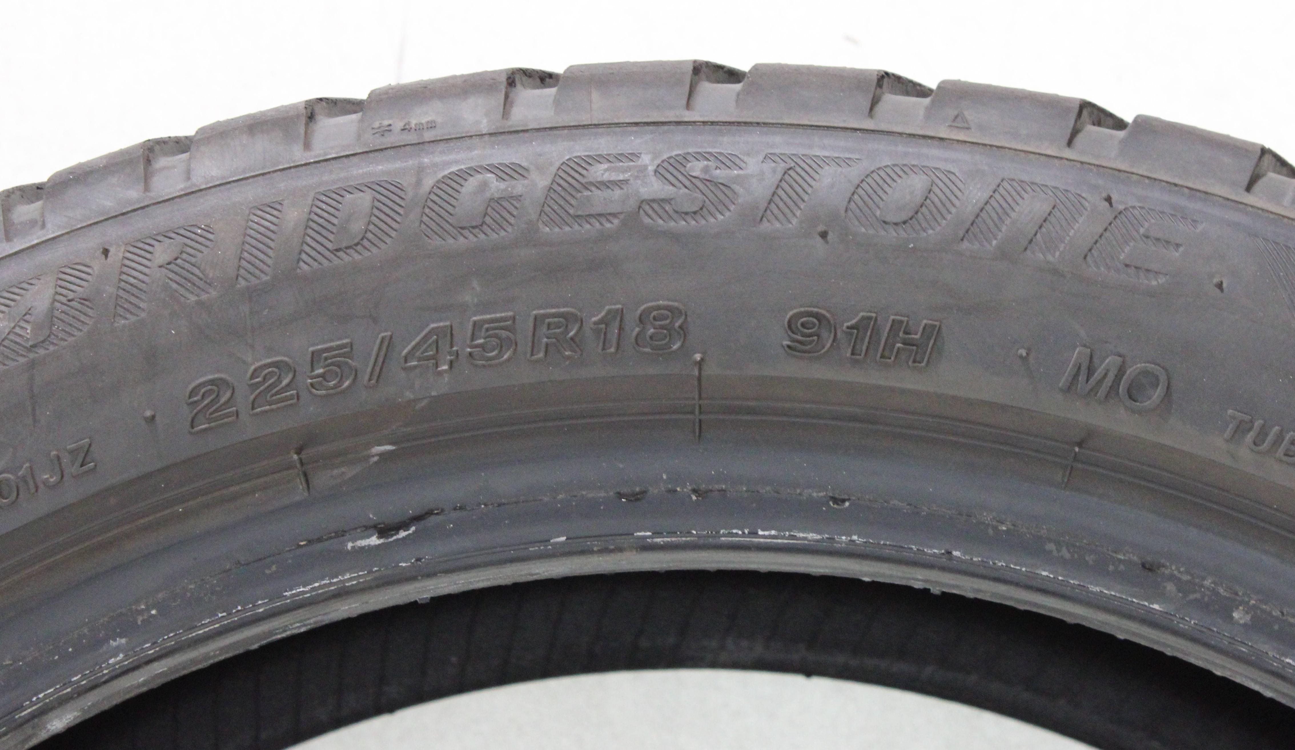 2 x 225/45R18 91H Winterreifen Bridgestone Blizzak LM001 MO 6-6,5mm 2018
