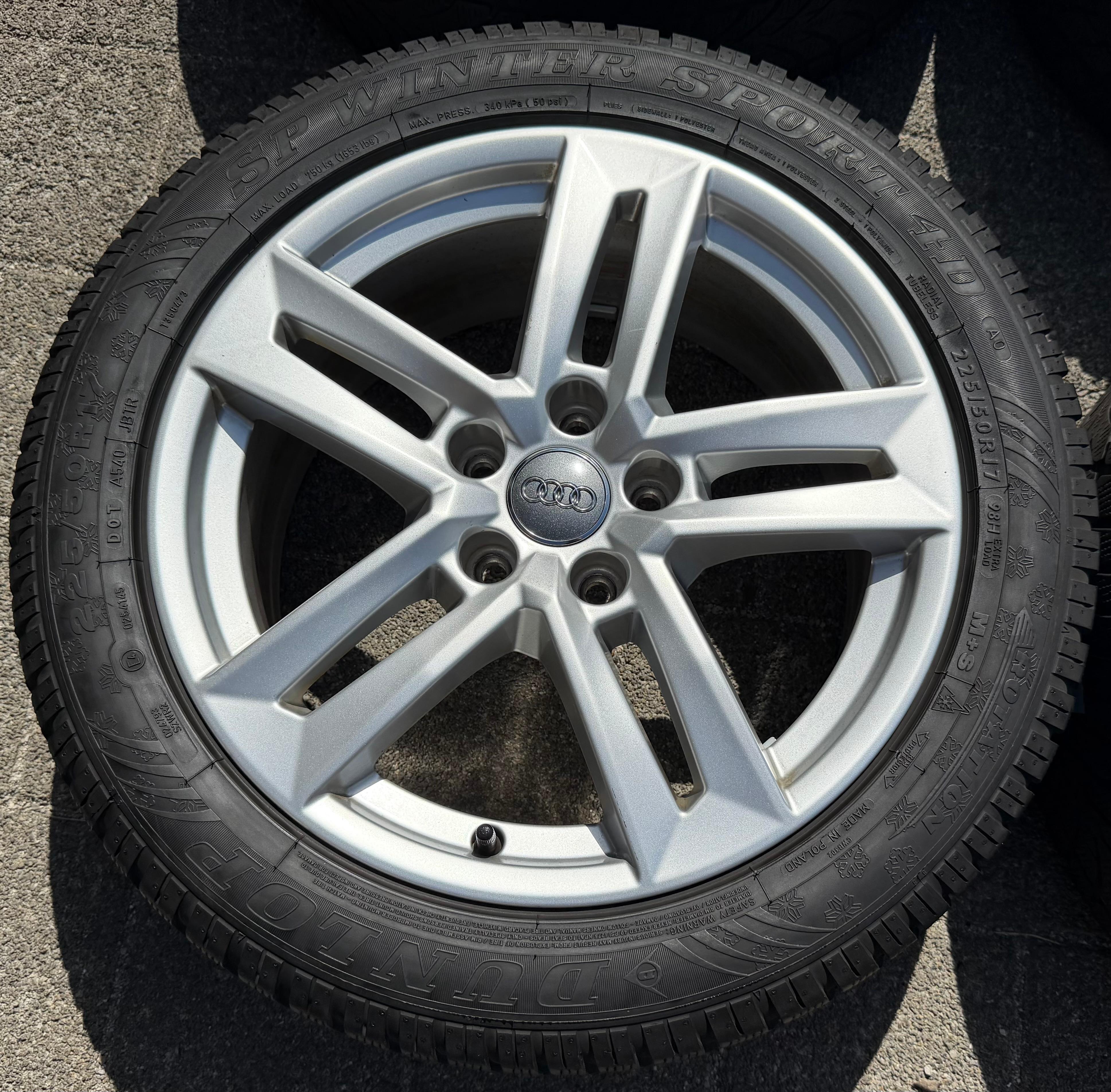 4 Original 17" Alufelgen Audi A4 8W B9 8W0601025P 7x17 ET42 Felgen