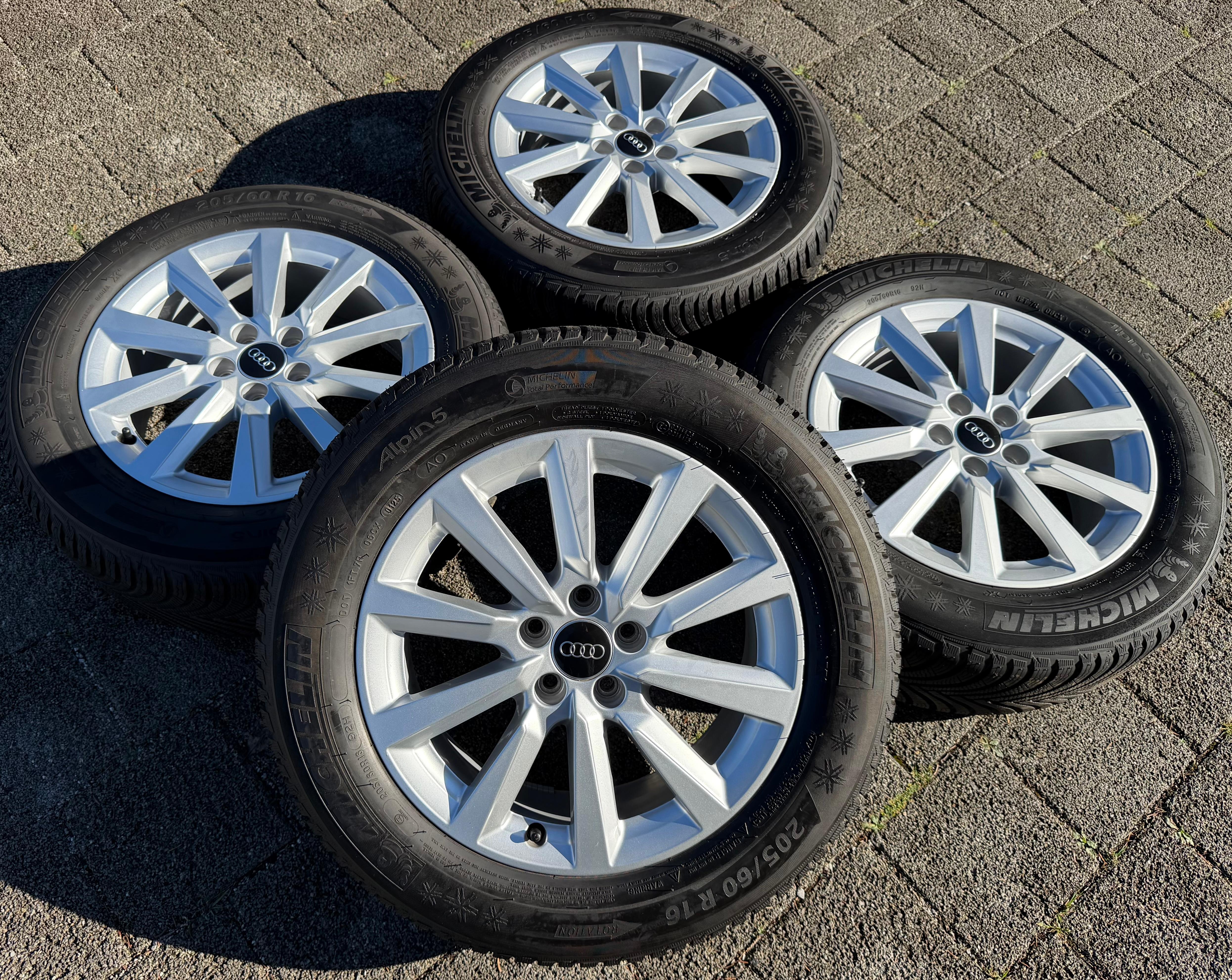 4 Original Alu Winterräder Audi A1 GB GBH 82A601025C 205/60R16 92H 2025 Michelin