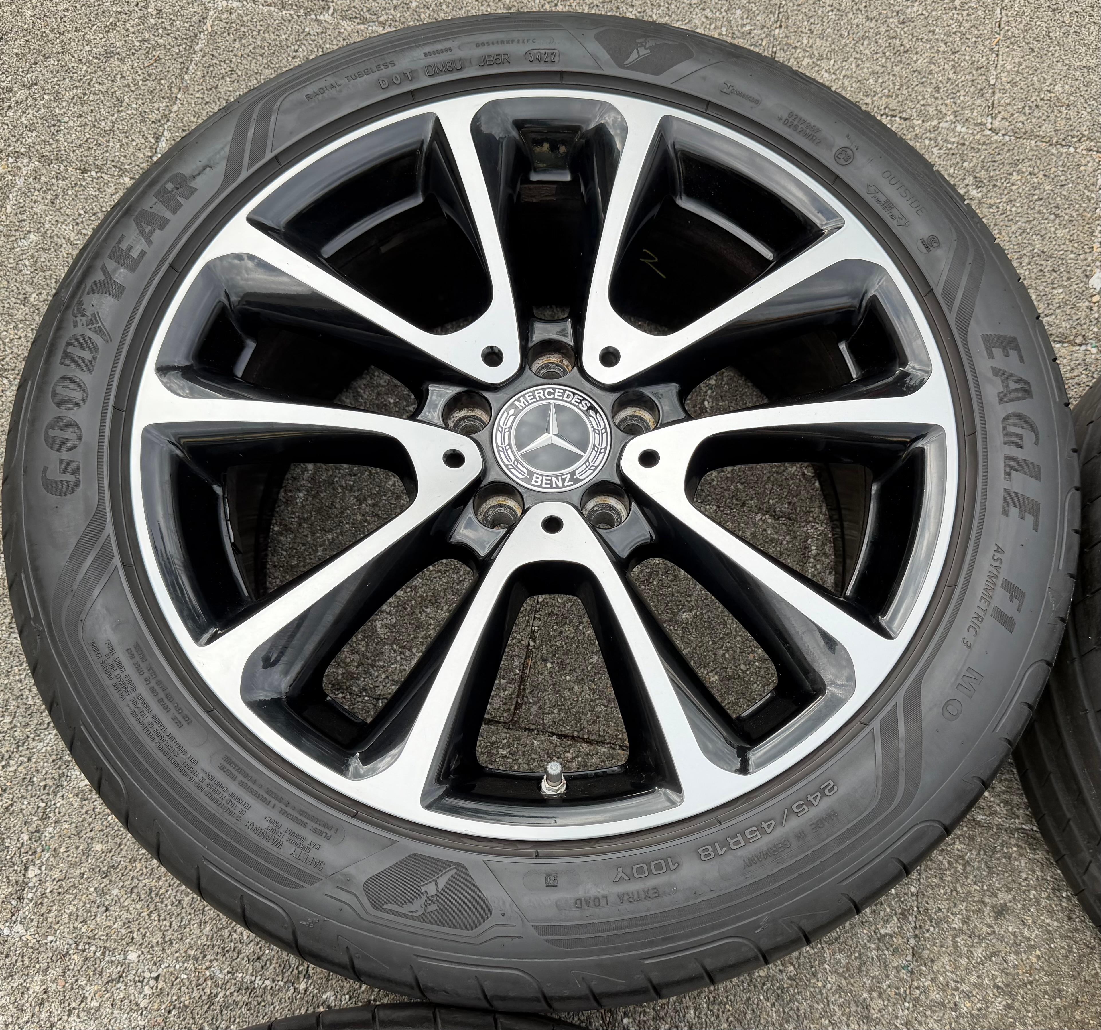 4 ORIGINAL 18" ALUFELGEN MERCEDES E-KLASSE W213 A2134011600 8x18 ET43 FREIHAUS