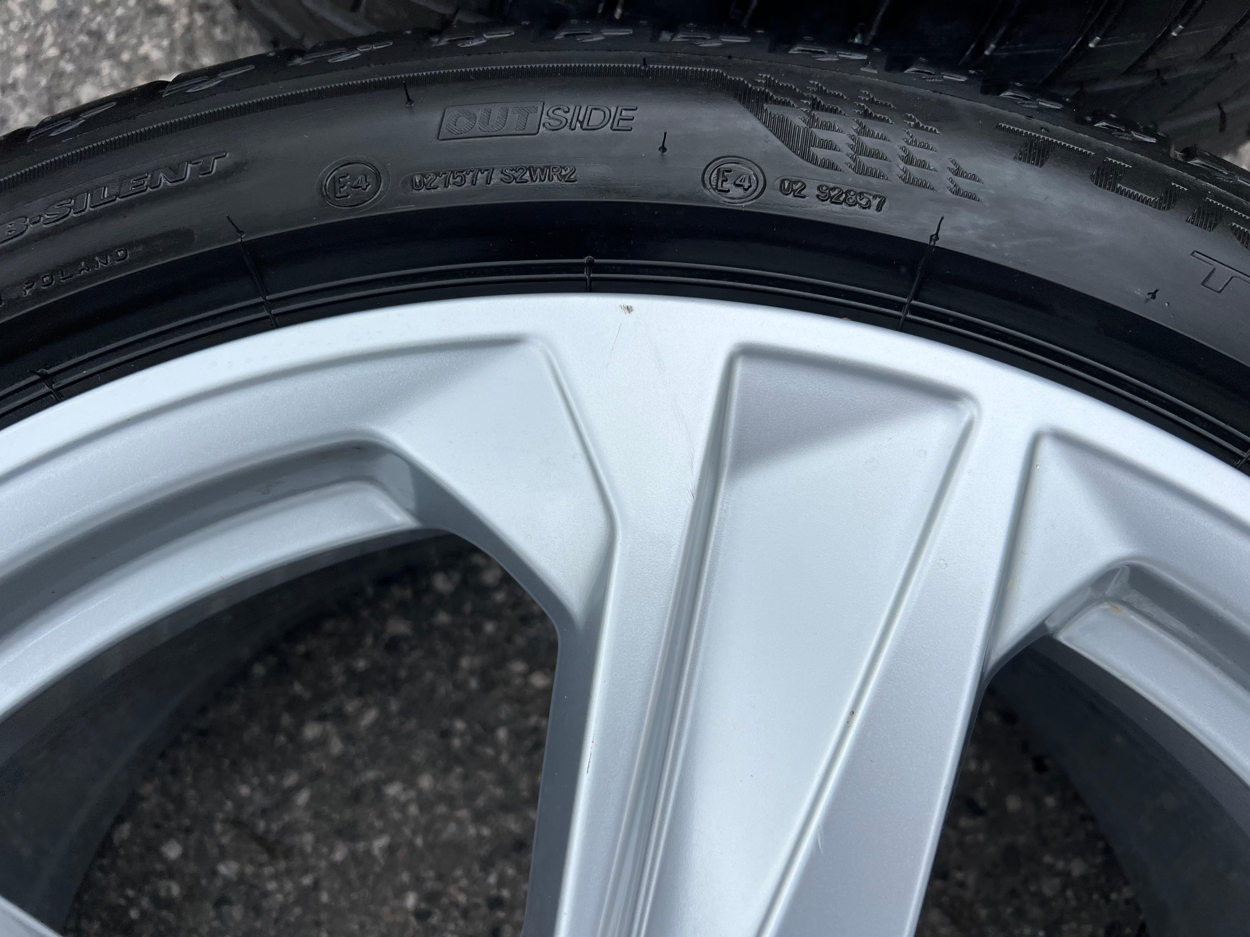 4 ROUES D'ÉTÉ ORIGINALES 19" EN ALUMINIUM AUDI A7 SPORTBACK 4K 4K8601025D 245/45R19 102Y