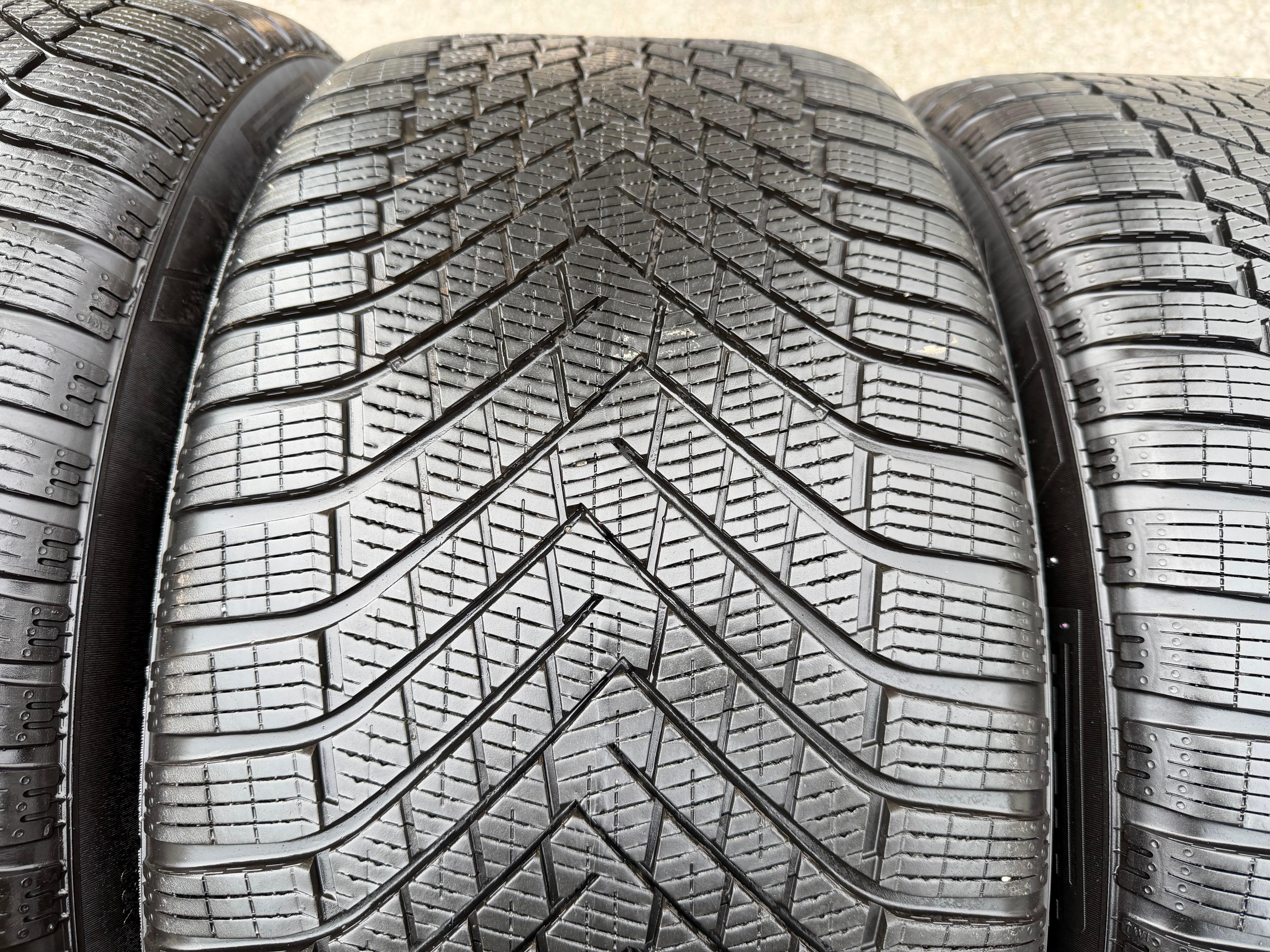 4 originele 21" lichtmetalen winterwielen Porsche Cayenne Coupé II E3 9Y3601025BN Pirelli
