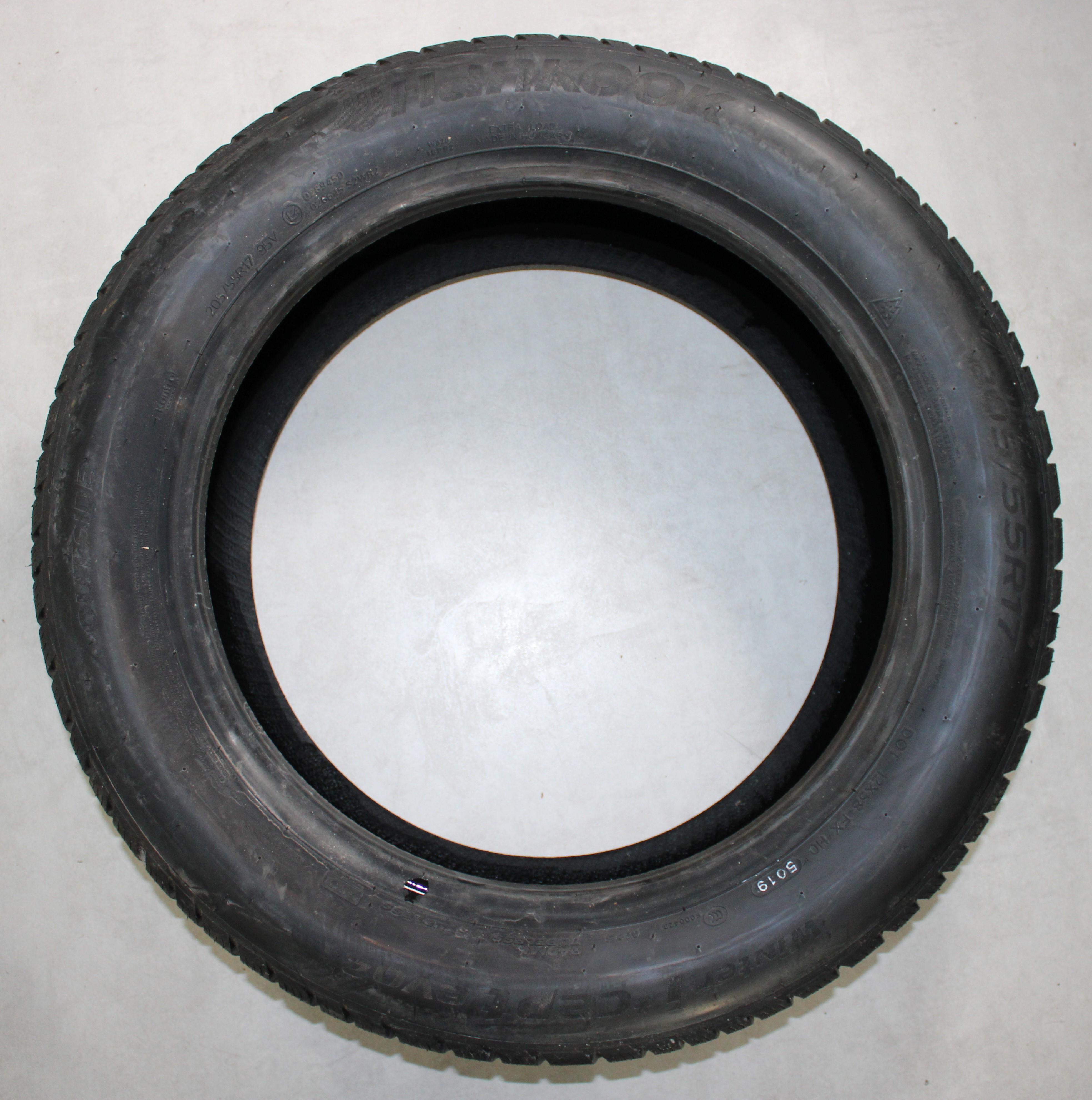 2 x 205/55R17 95V Winterreifen Hankook Winter I*Cept Evo 2 AO Volles Profil 2019