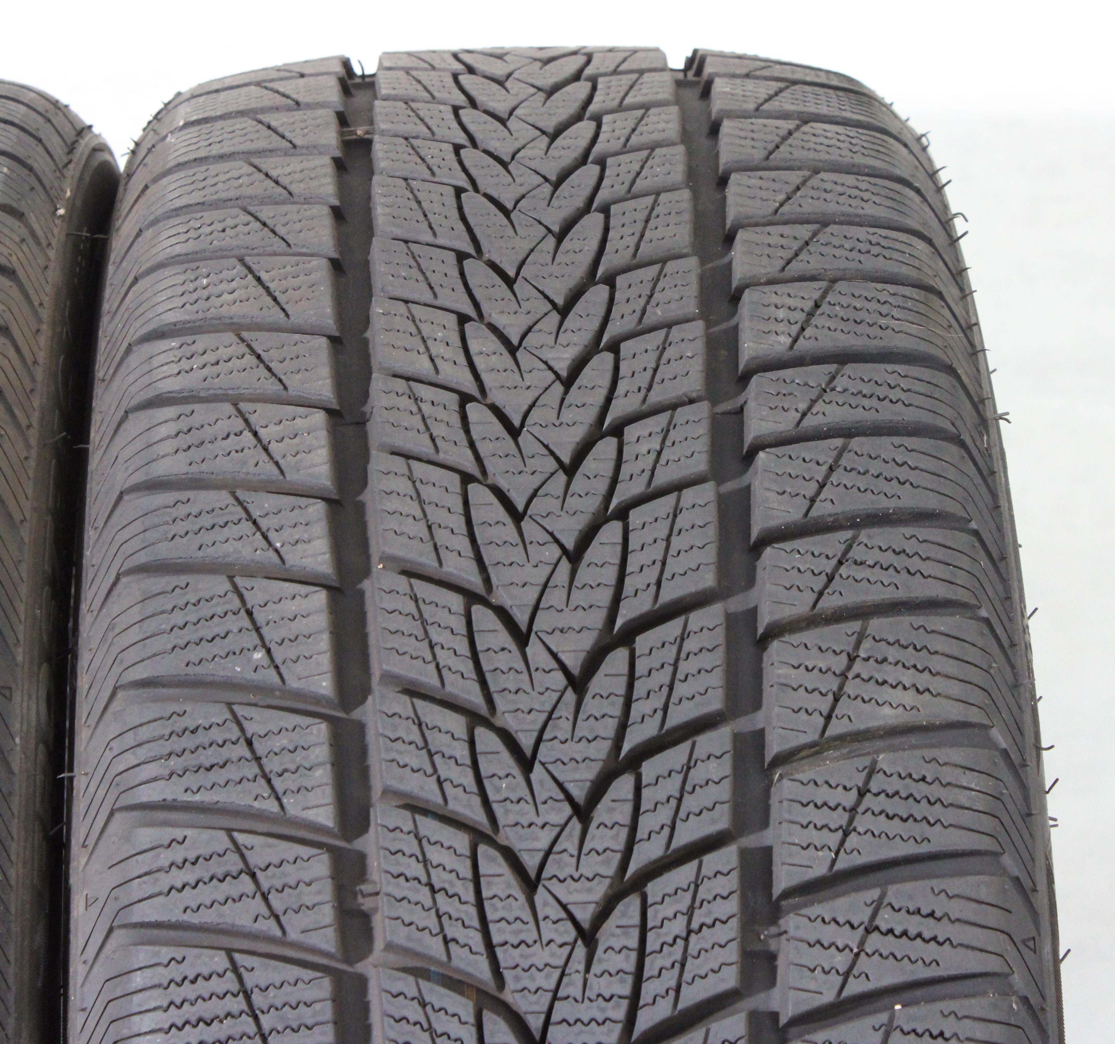 2 x 205/45R17 88V Winterreifen Minerva Frostrack UHP 6,5-7mm 2023 XL