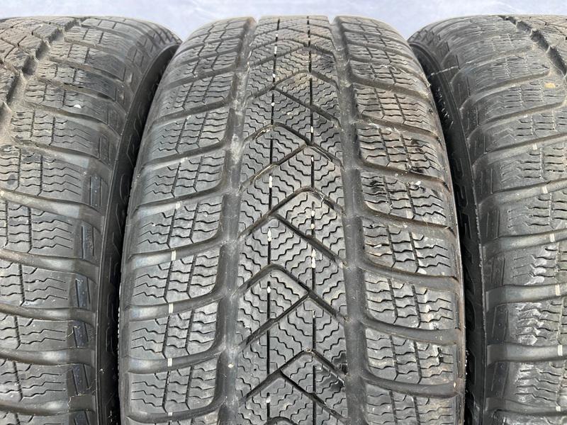 4 x 225/40R18 92V neumáticos de invierno Pirelli Sottozero 3 Runflat 2x 7,5mm y 2x 6,5mm 2015