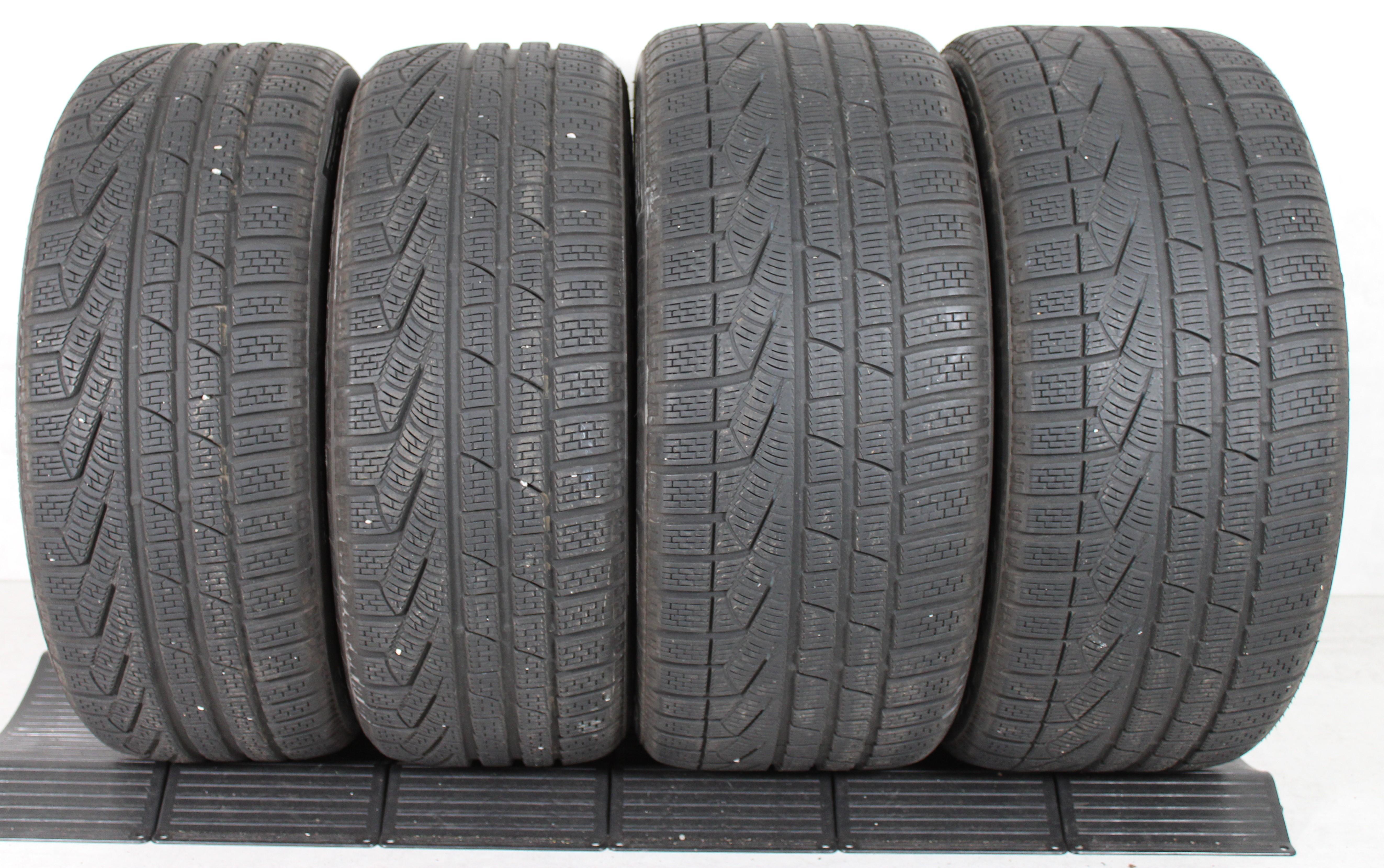 2 x 235/45R18 94V 2 x 265/45R18 101Y Pneus hiver Pirelli Sottozero Winter 240 6mm 2015 N0