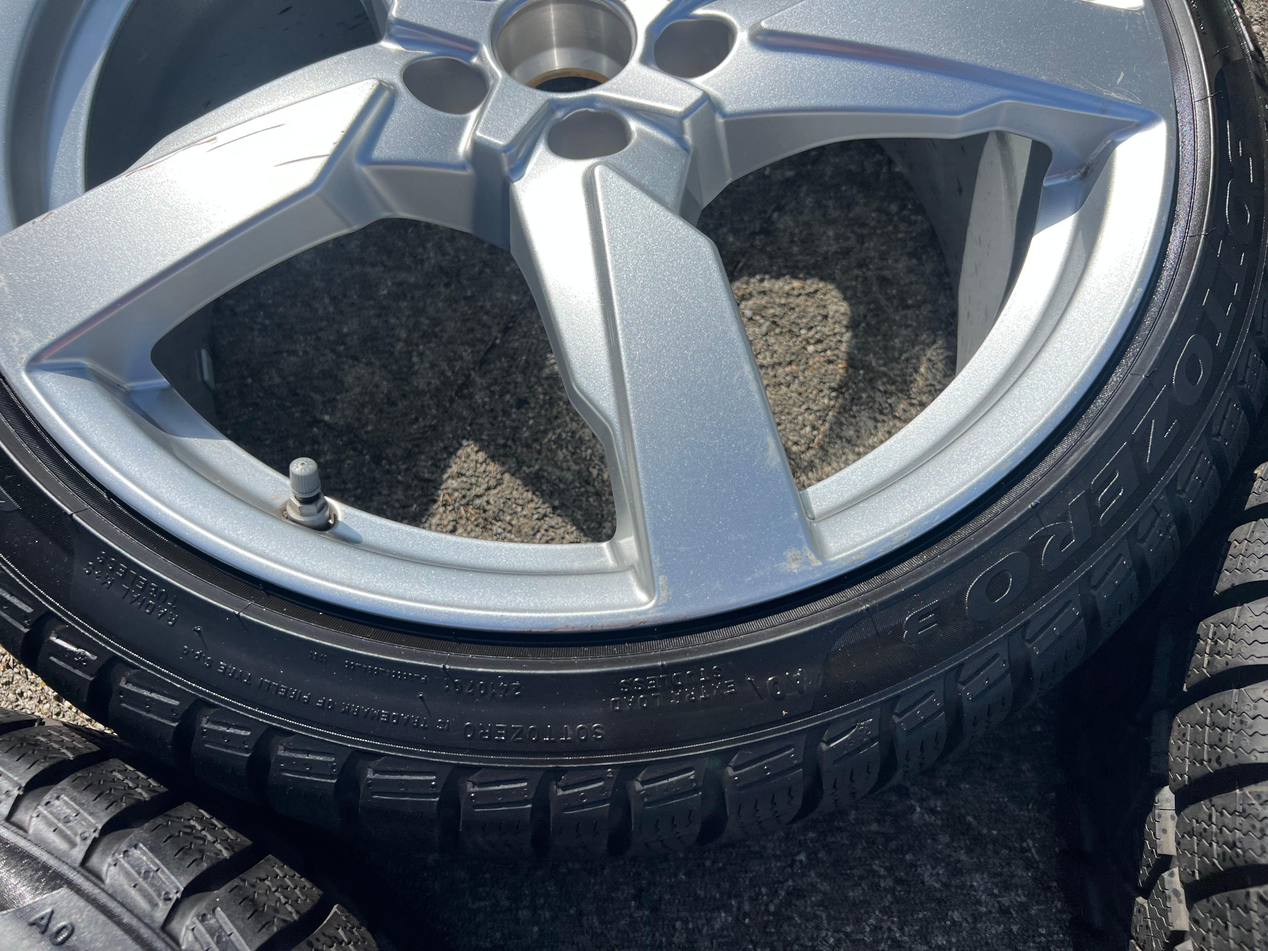4 ruedas de invierno originales de aleación de 19" para AUDI TT TTS 8S 8S0601025AG 225/40R19 93V 2022, envío gratuito