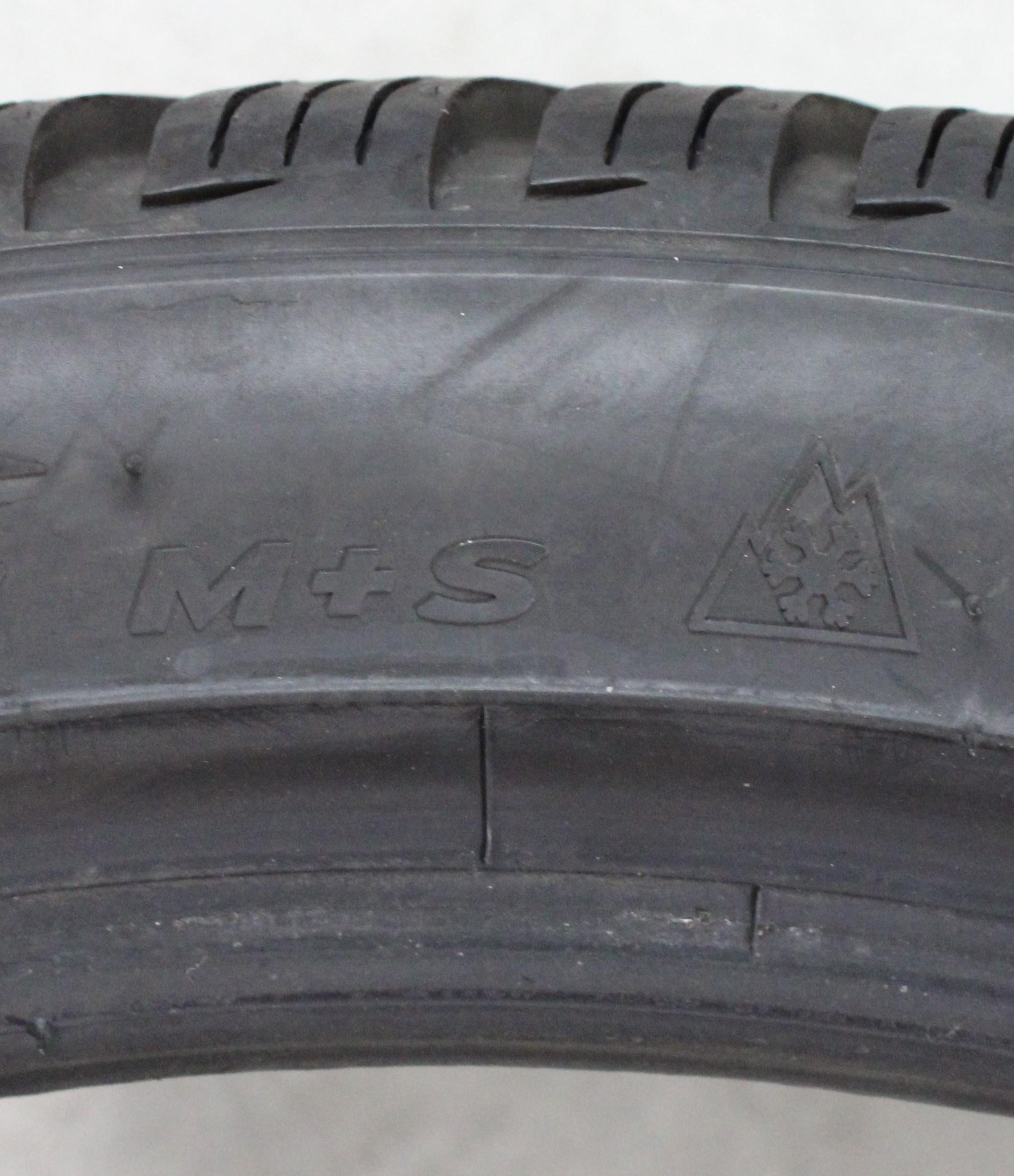 2 x 245/35R19 93W Winterreifen Hankook Winter I*Cept Evo 3 6,5-7mm 2020