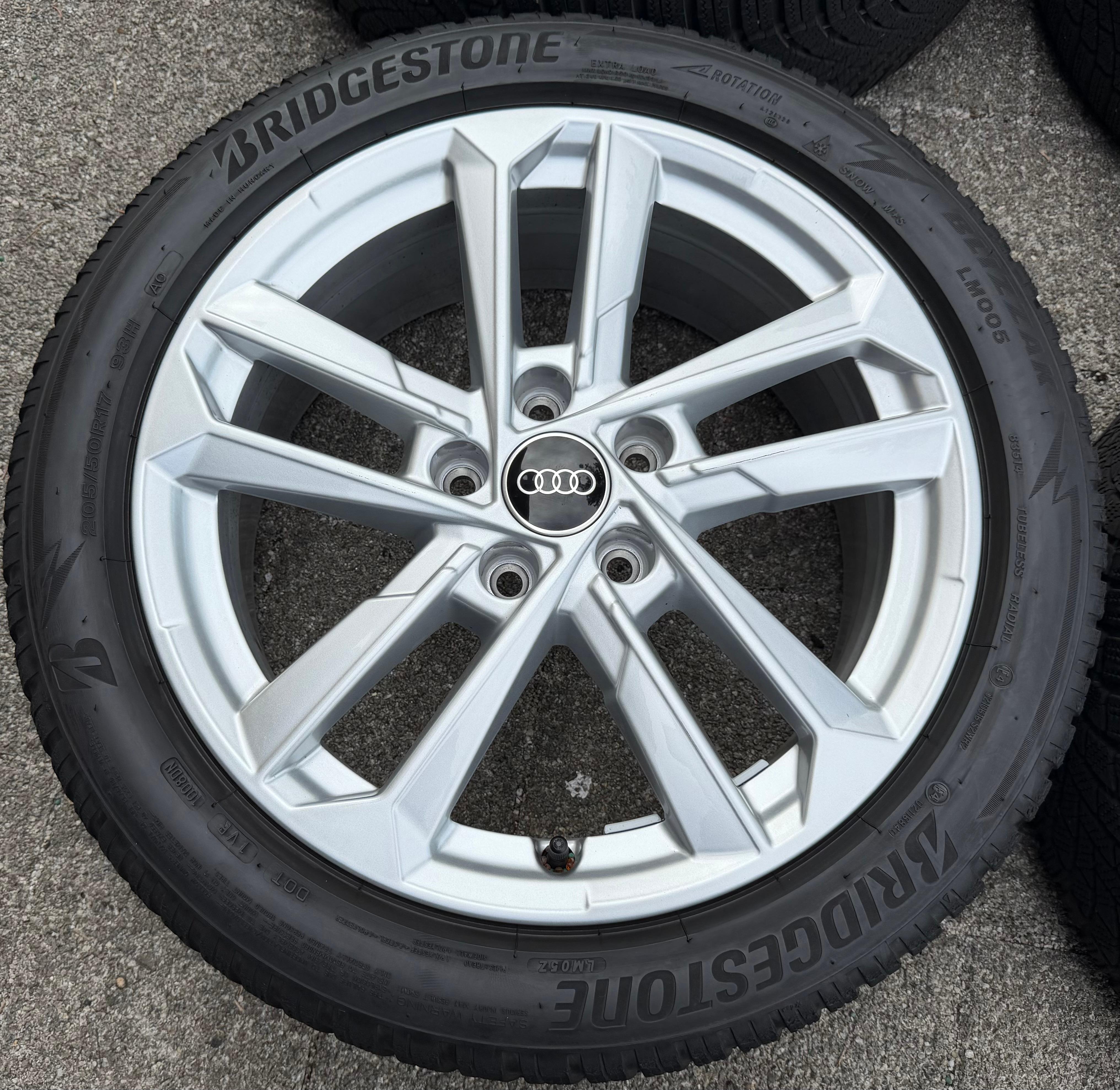 4 Original 17" Alu Winterräder Audi A3 S3 8Y 8Y0601025L 205/50R17 93H Bridgestone 2022