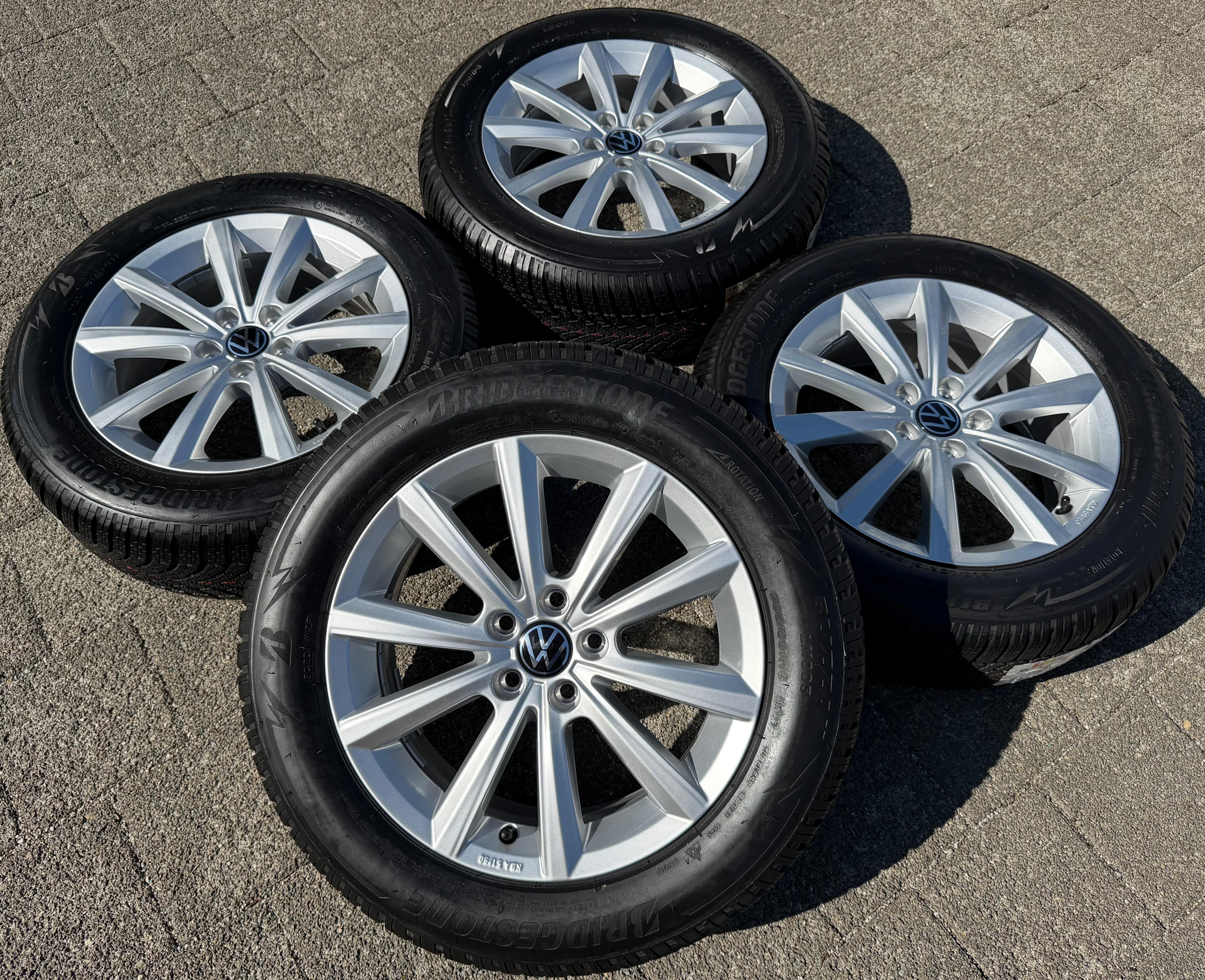 4 Original 16" Alu Winterräder VW T-Cross Taigo 205/60R16 92H 2GM071496 NEU