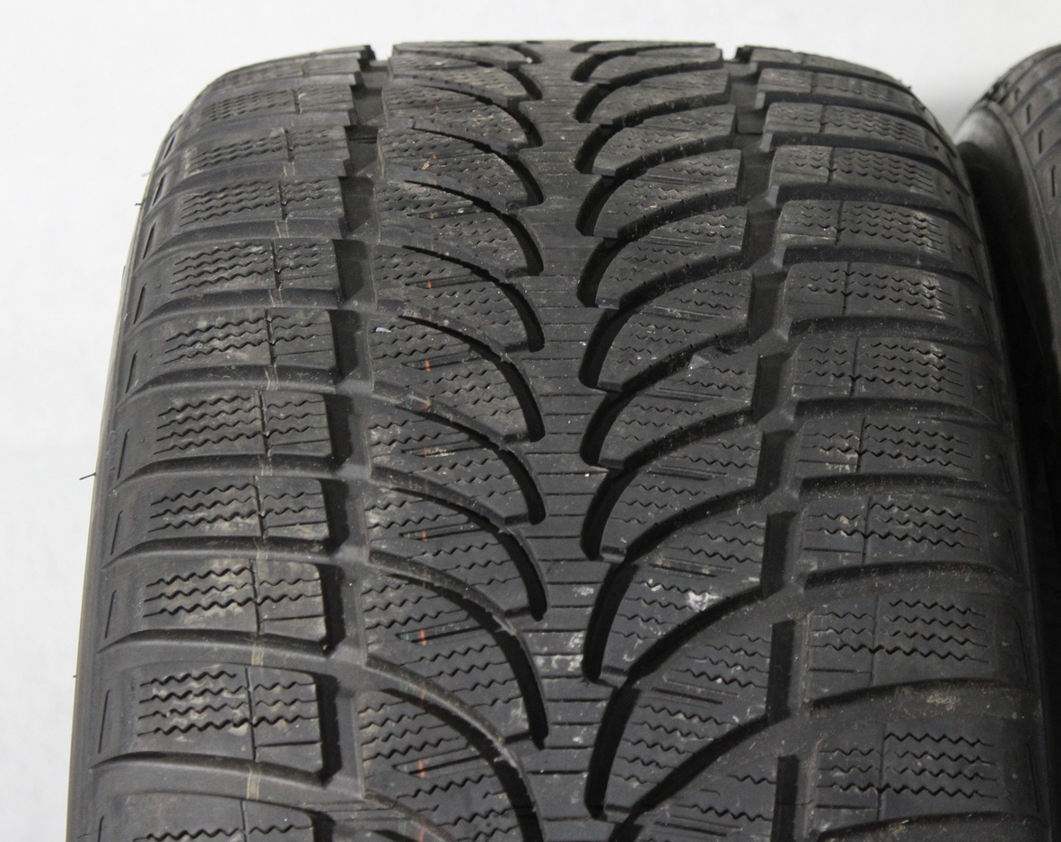 2 x 255/50R20 109H pneumatici invernali Bridgestone Blizzak LM-80 Evo 7,5 mm 2021 AO