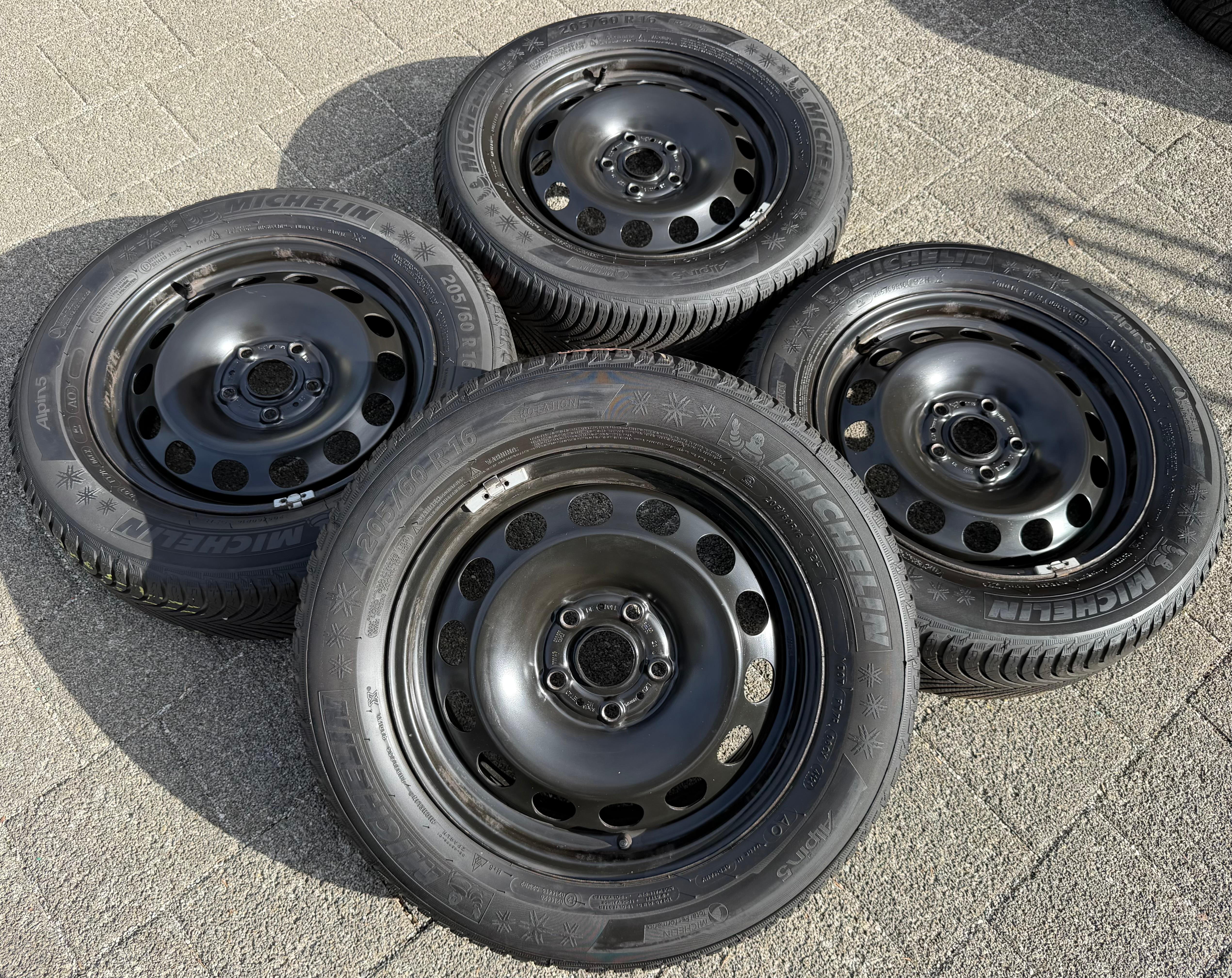 4 Winterräder Audi Q2 GA VW T-ROC A11 205/60R16 92H Michelin Alpin 5 Winterreifen