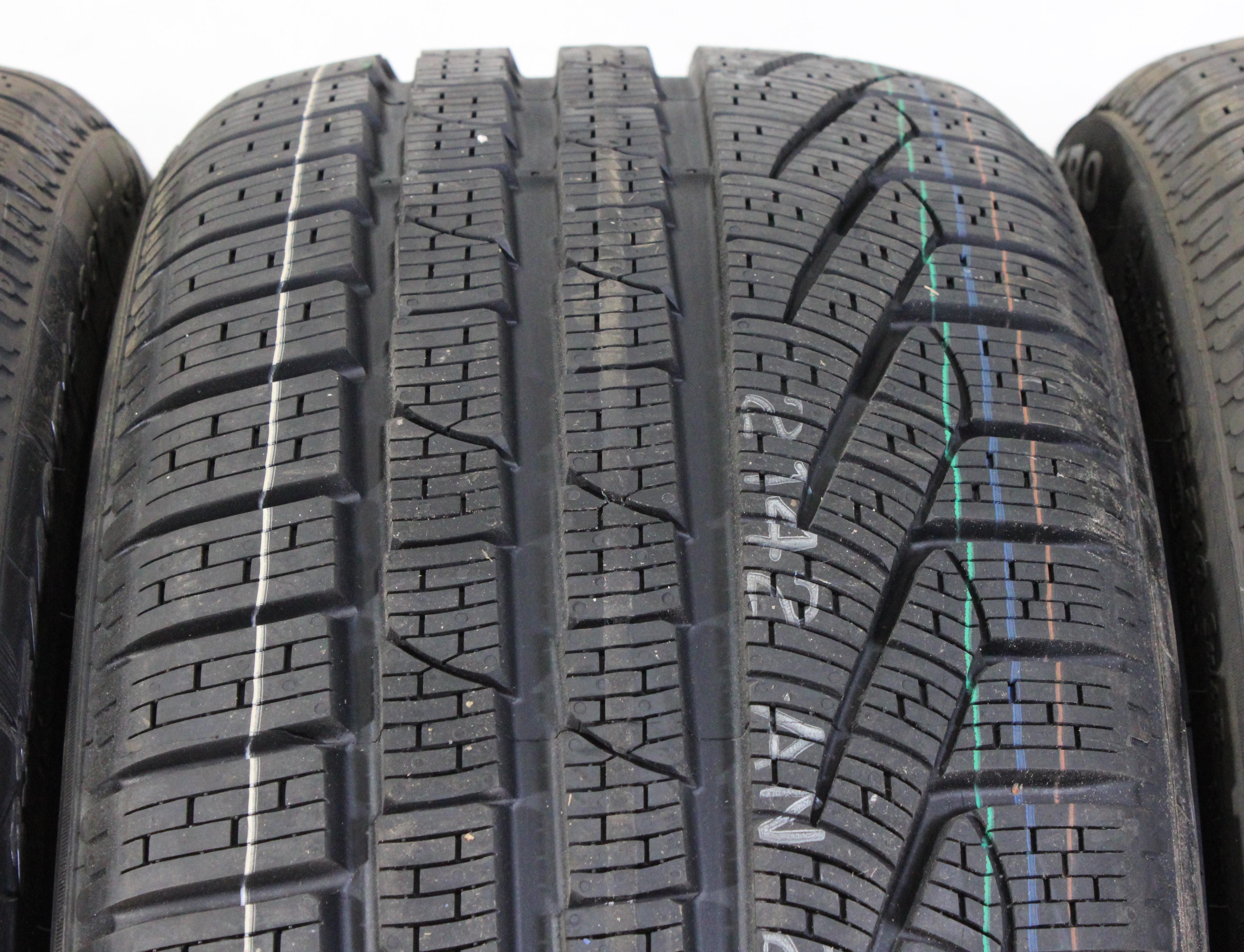4 x 235/40R19 96V Winterreifen Pirelli Sottozero Winter 240 Serie 2 AO Volles Profil 2020 NEU