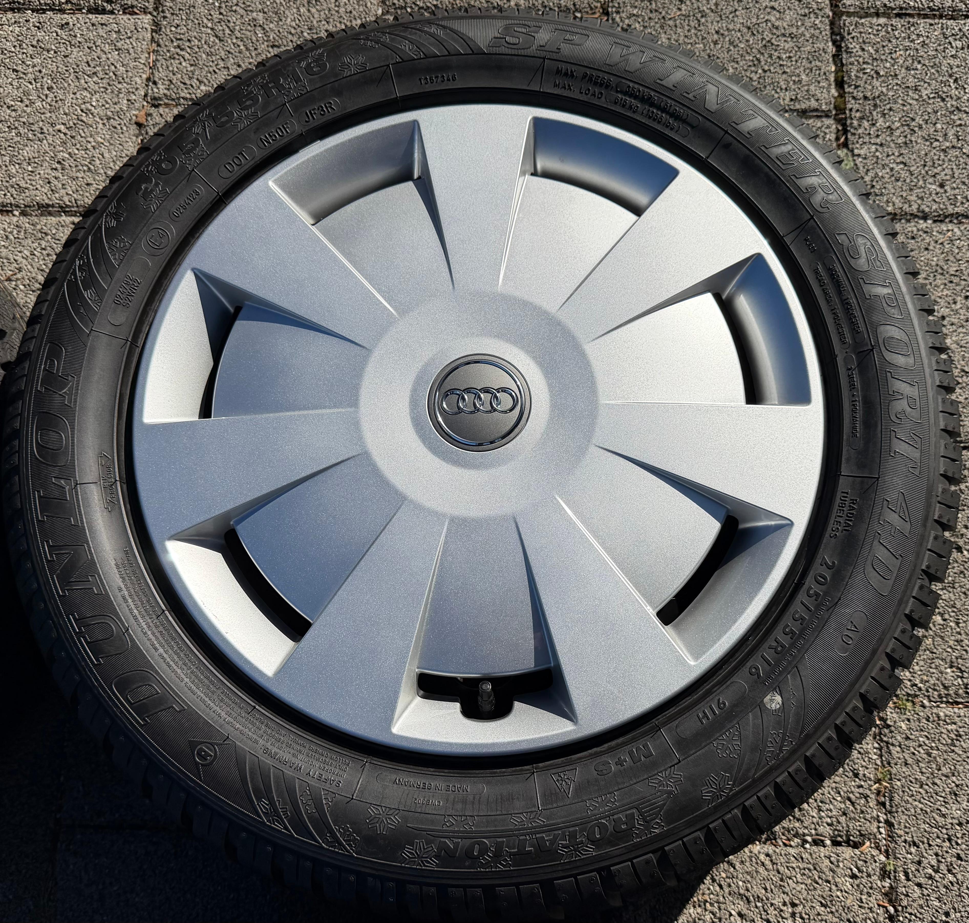 4 ruote invernali VW Golf 7 Audi A3 8V Seat Leon 5F Skoda Octavia 5E 205/55R16 91H Dunlop