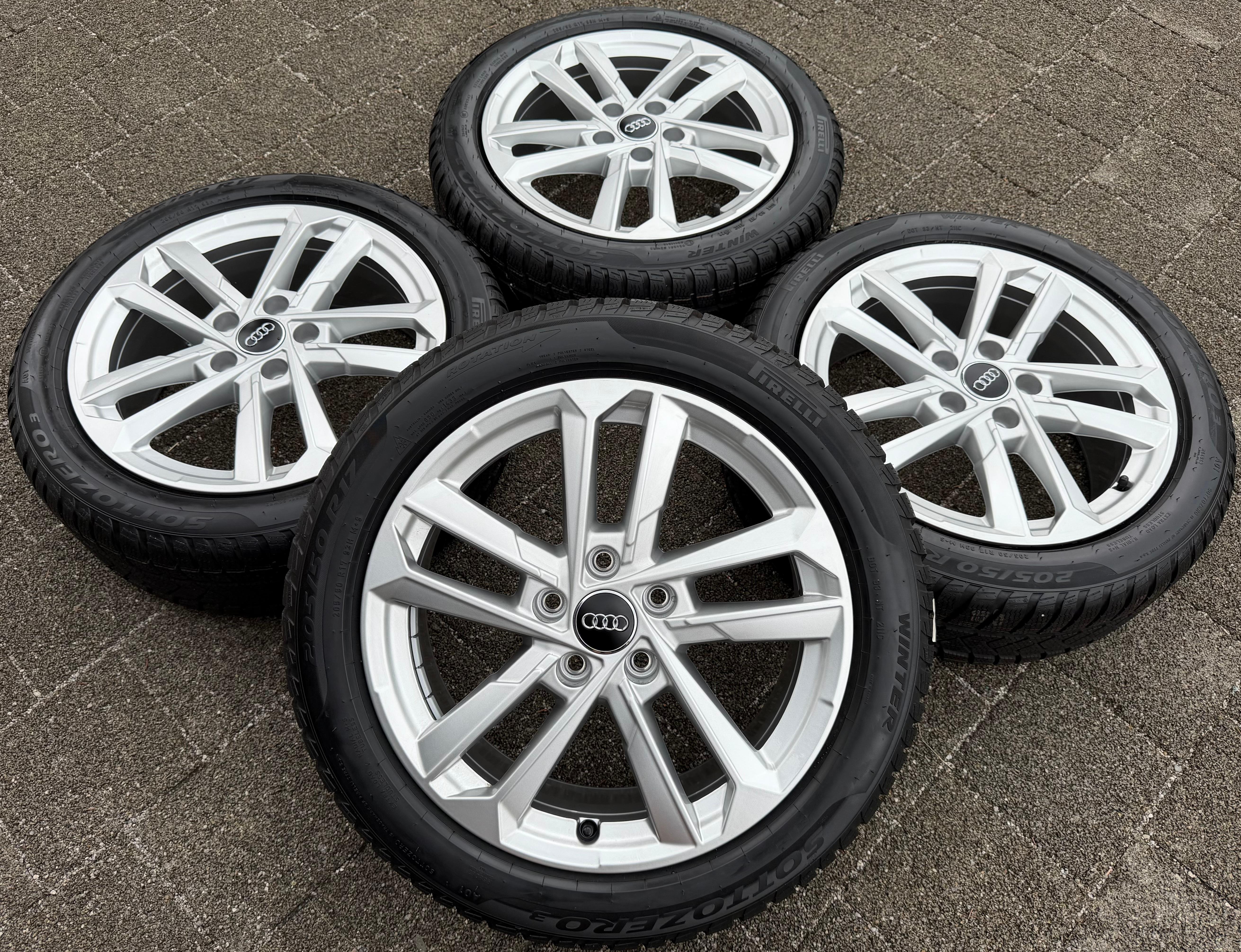 4 Original 17" Alu Winterräder Audi A3 S3 8Y 8Y0601025L 205/50R17 93H Pirelli NEU