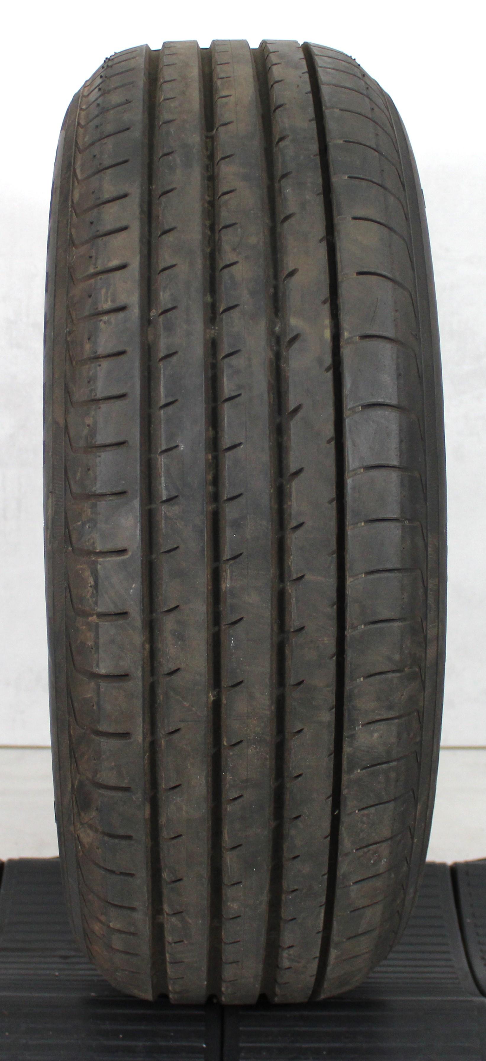 1 x 225/60R18 104W pneu été Yokohama Advan Sport V105 7,5mm 2017 *