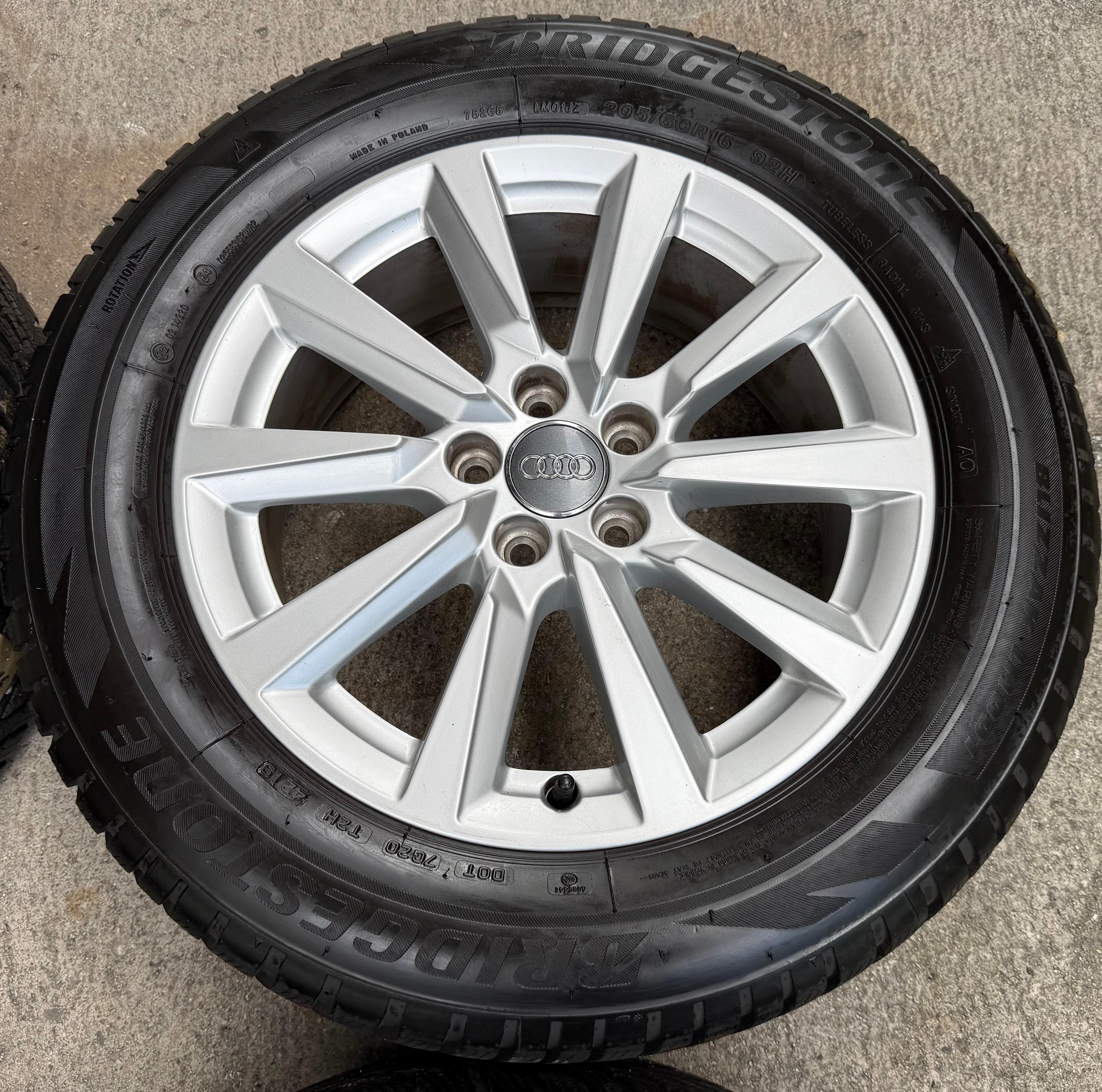 4 Original Alu Winterräder Audi A1 Allstreet GB GBH 82A601025C 205/60R16 92H Bridgestone