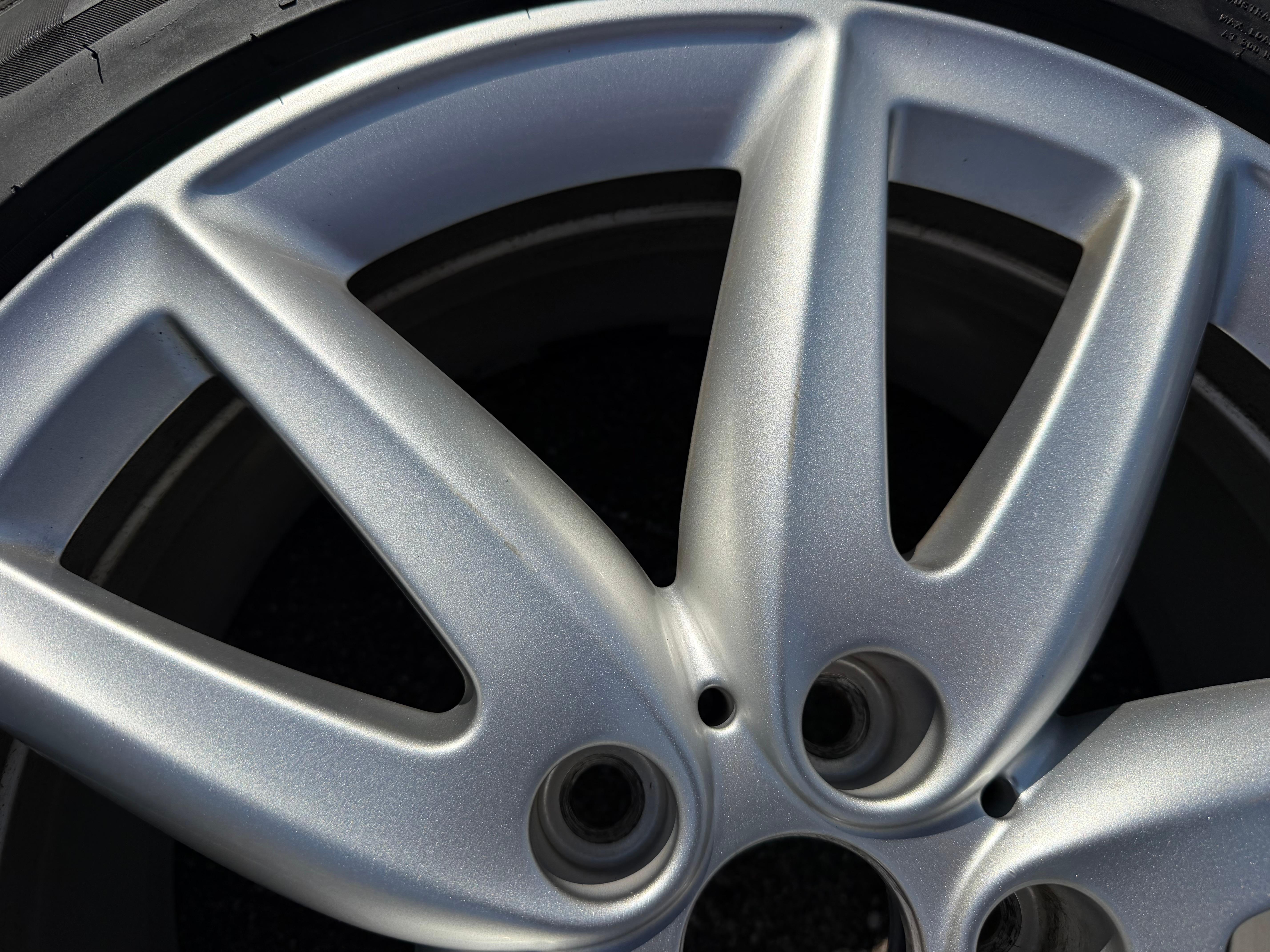 4 ORIGINAL 18" ALU WINTERRÄDER MINI COUNTRYMAN F60 225/50R18 95H 6888852 FREIHAU