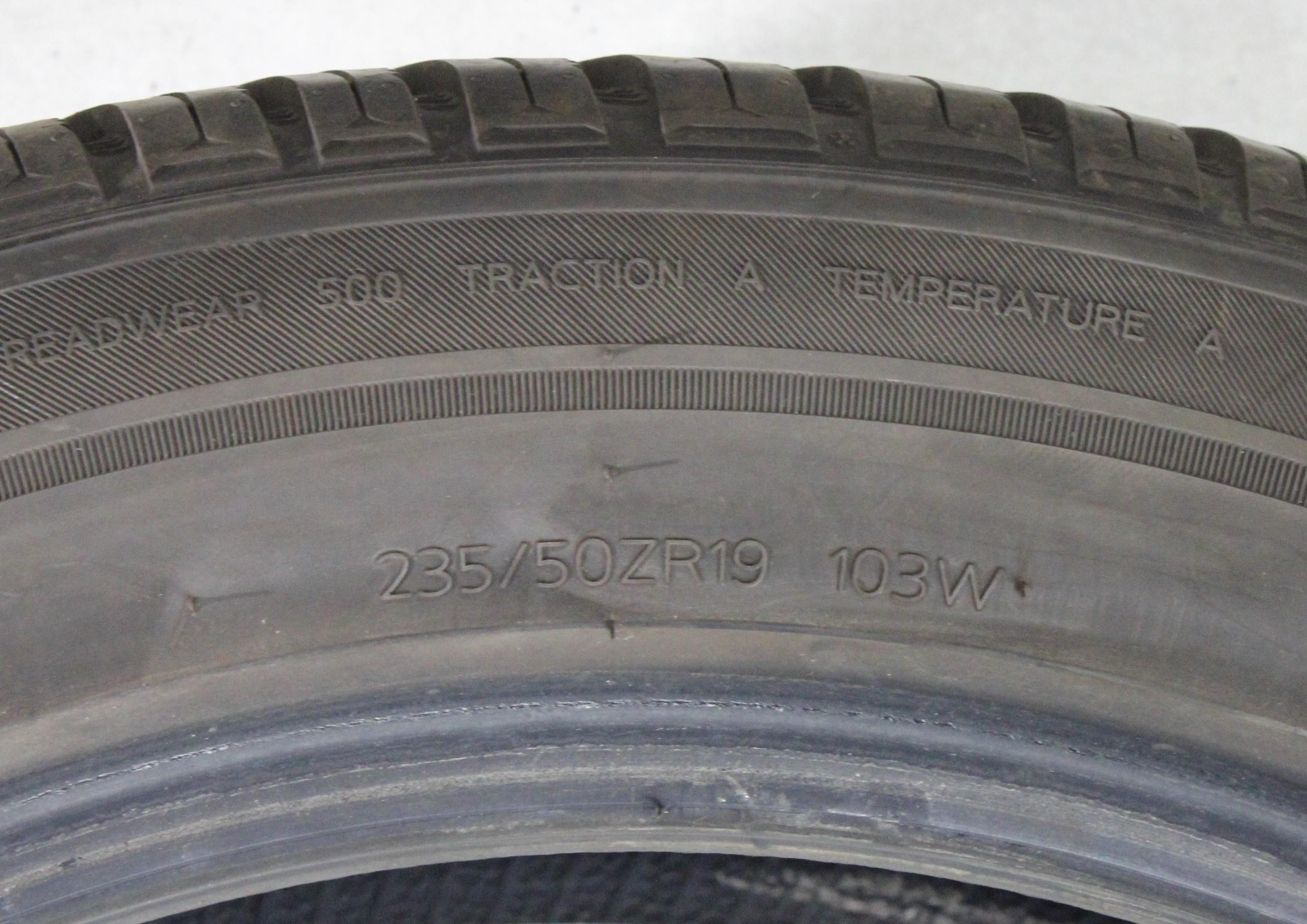 4 x 235/50R19 103W pneumatici quattro stagioni Hankook Kinergy 4S2 X 2x5,5mm/2x7mm 2023