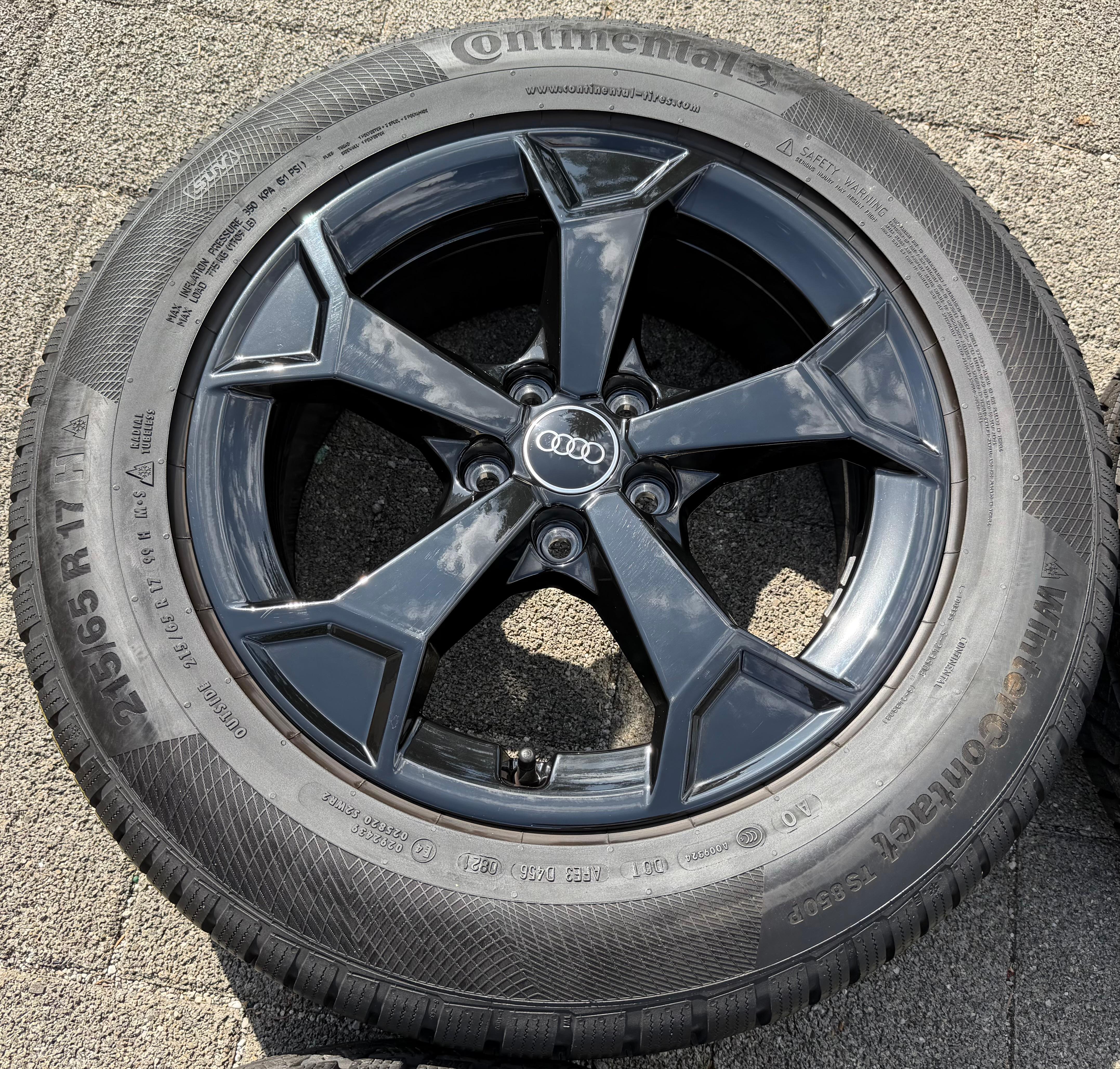 4 Original 17" Alu Sommerräder Audi Q3 F3 F3N 215/65R17 103H 83A601025AL Schwarz