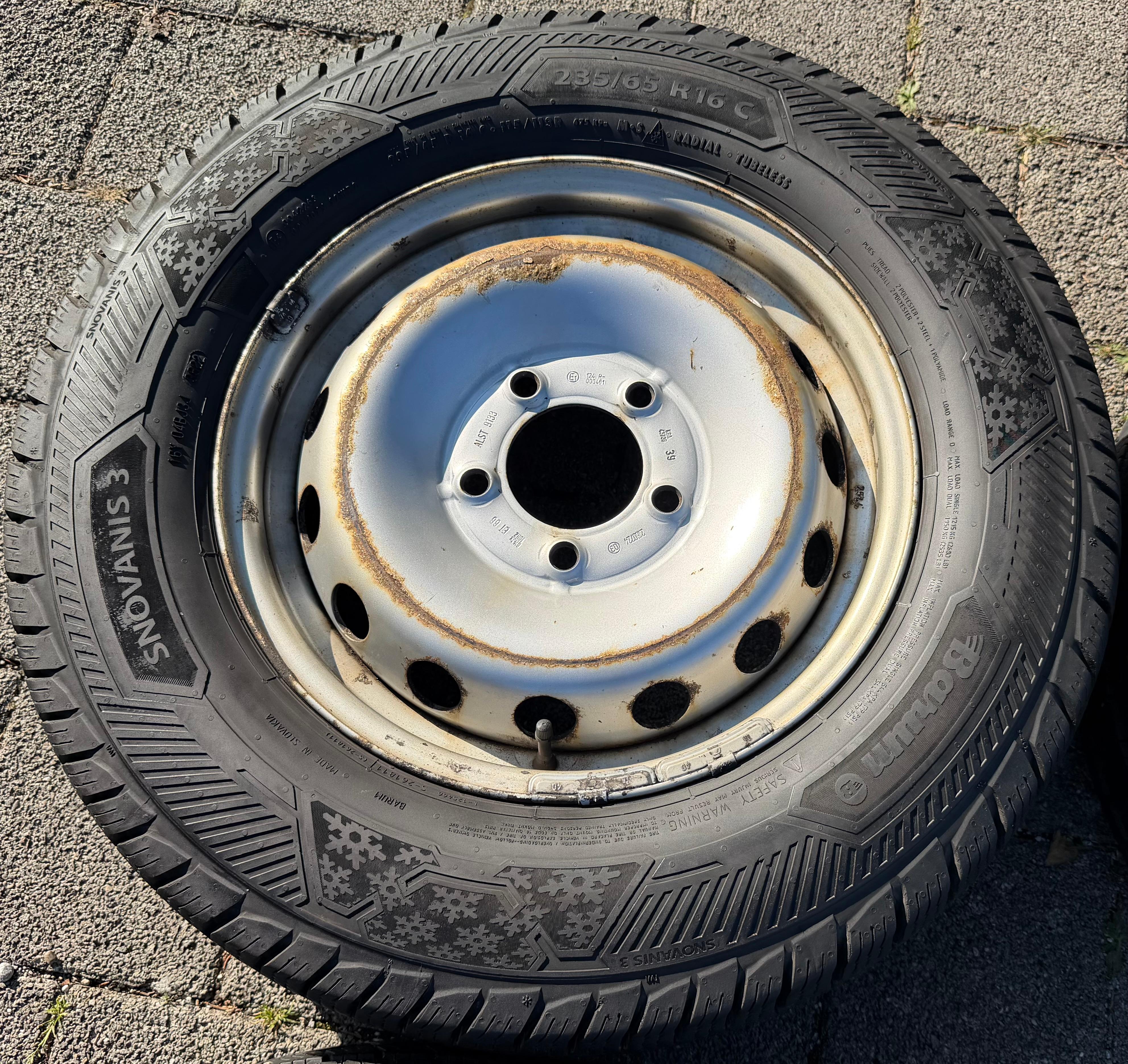 WINTERRÄDER OPEL MOVANO RENAULT MASTER NISSAN NV400 235/65R16C 115/113R BARUM