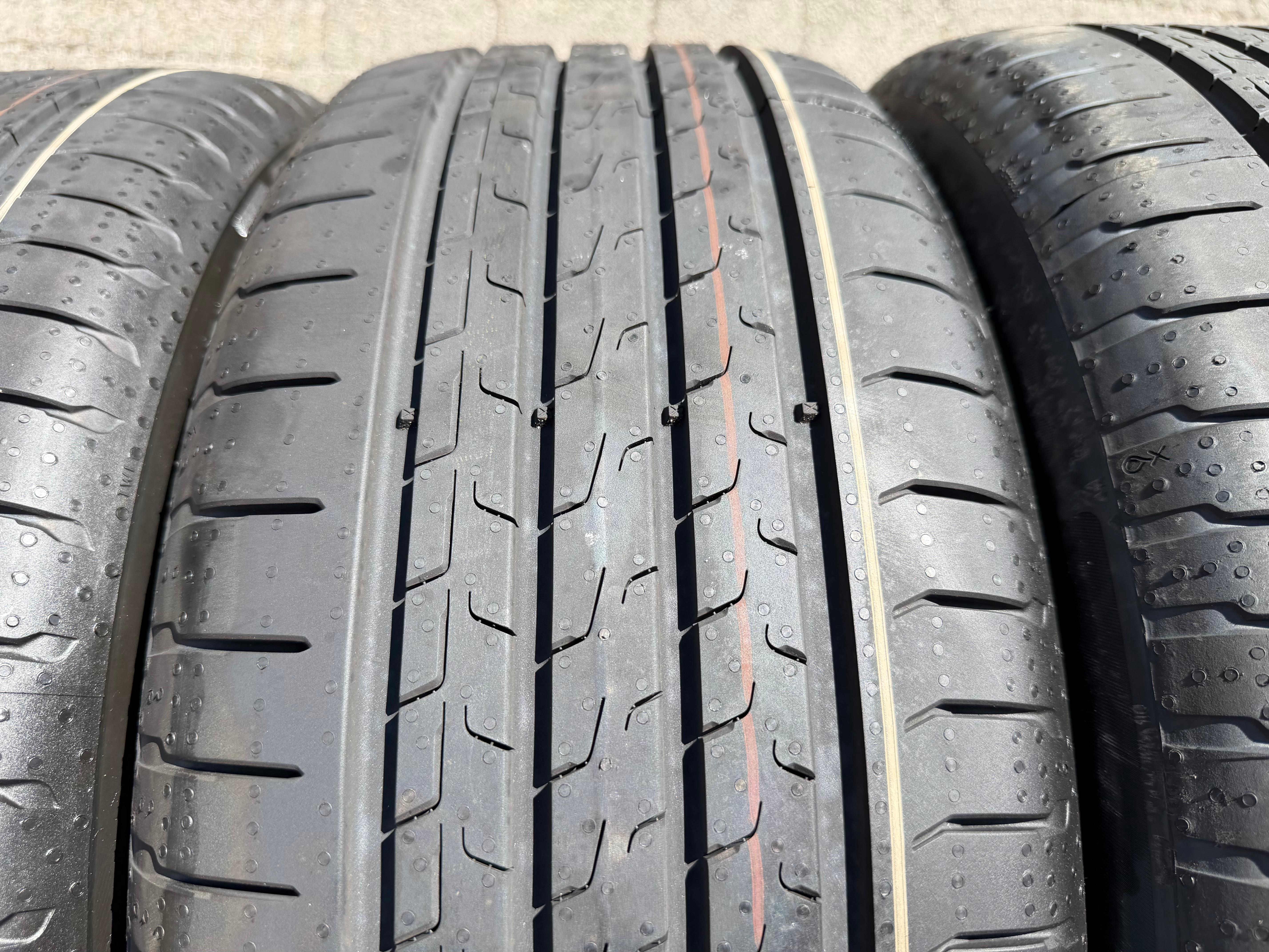 4 Original 18" Alu Sommerräder Audi Q2 SQ2 81A601025AM 215/50R18 92W Continental