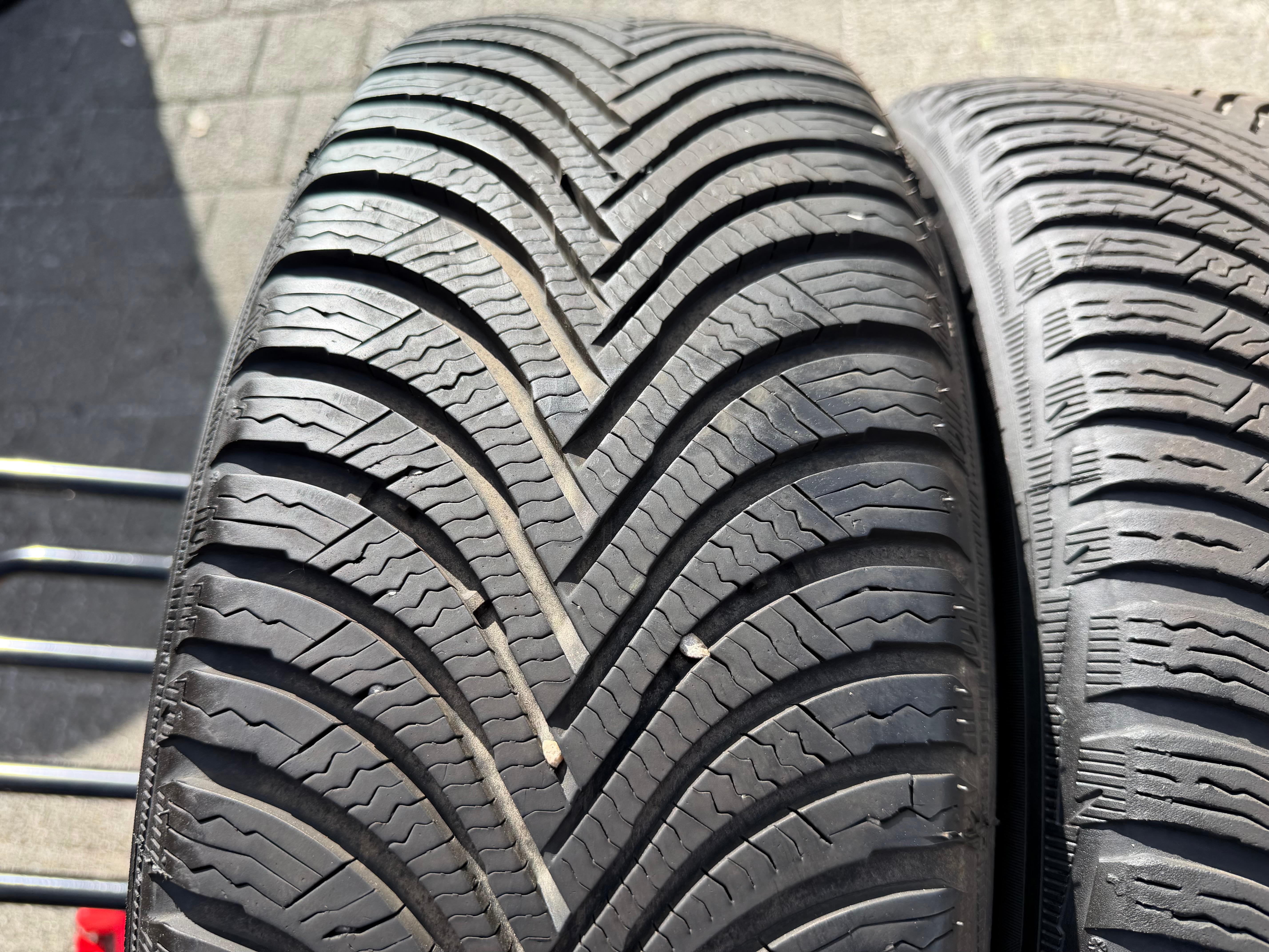 4 Winterräder Audi Q2 GA VW T-ROC A11 205/60R16 92H Michelin Alpin 5 Winterreifen