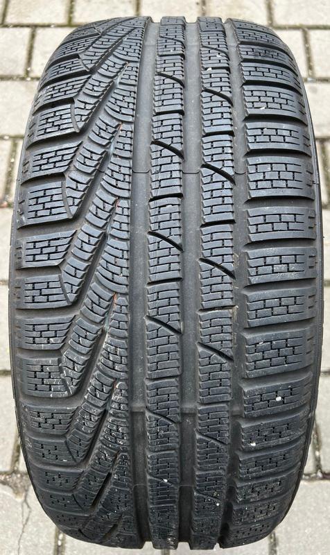 1 x 235/40R19 92V neumático de invierno Pirelli Sottozero 2 N0 7mm 2012 entrega gratuita