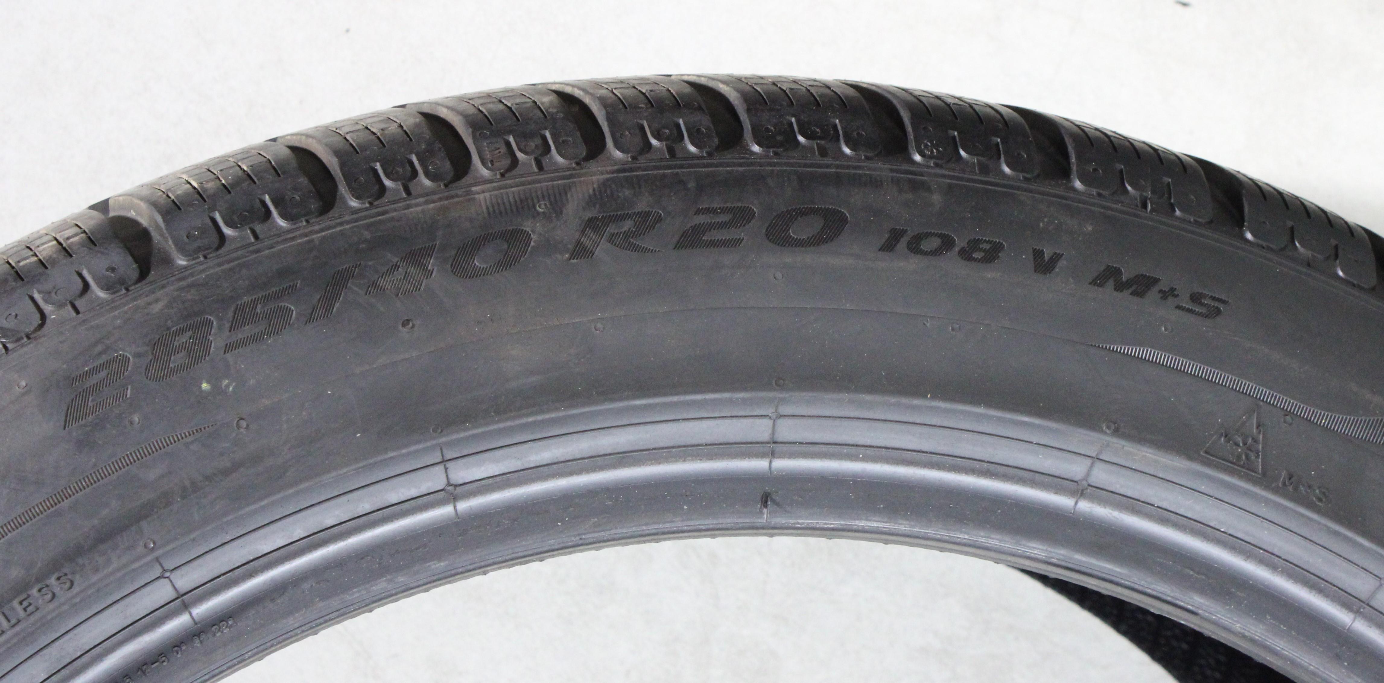 2 x 285/40R20 108V pneumatici invernali Pirelli Pzero Winter NF0 Elect 1x4,5-5mm/1x5-5,5mm 2023