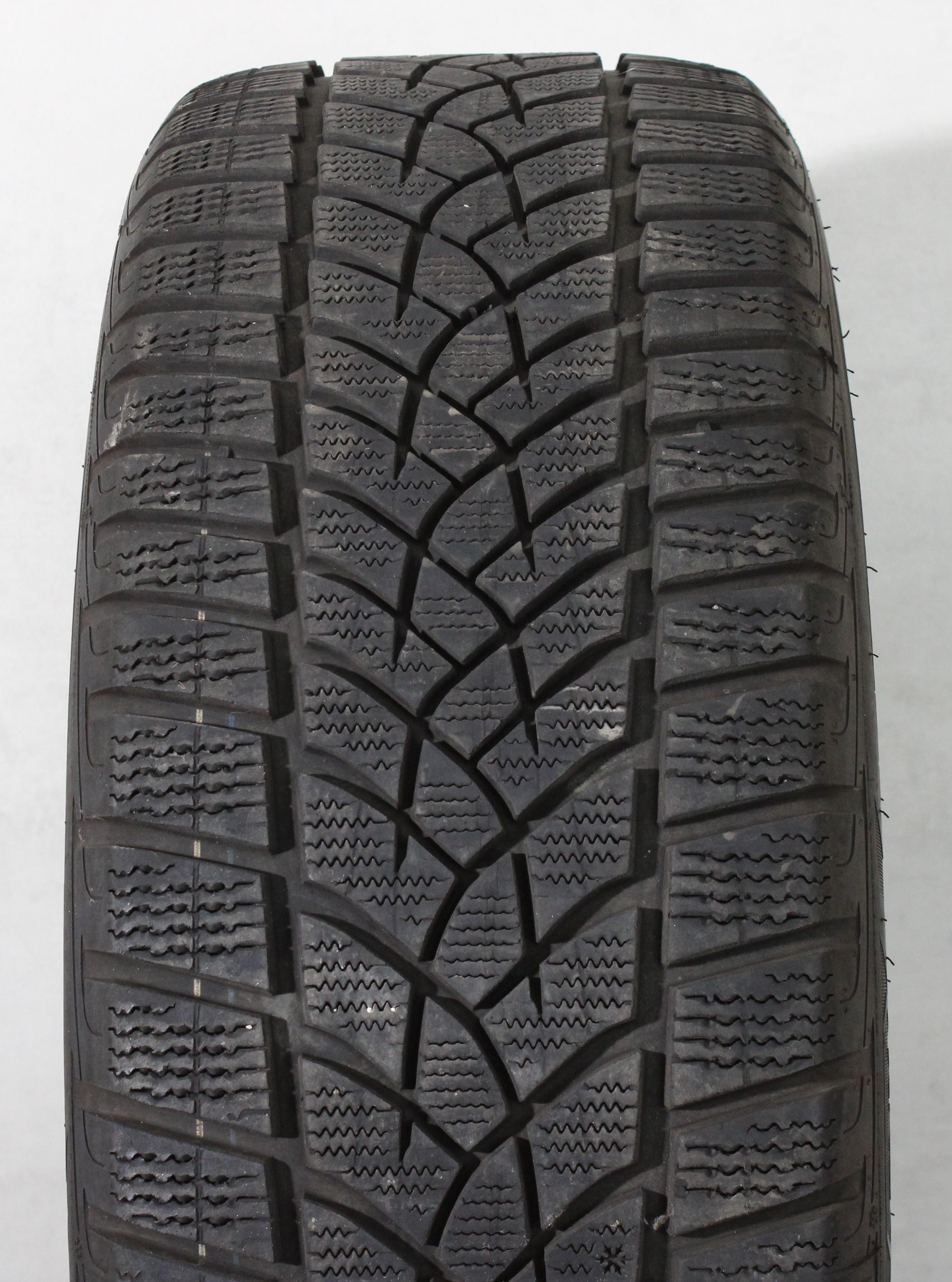 1 x 235/50R19 99V Winterreifen Goodyear Ultra Grip Performance GEN-1 AO 6-6,5mm 2023