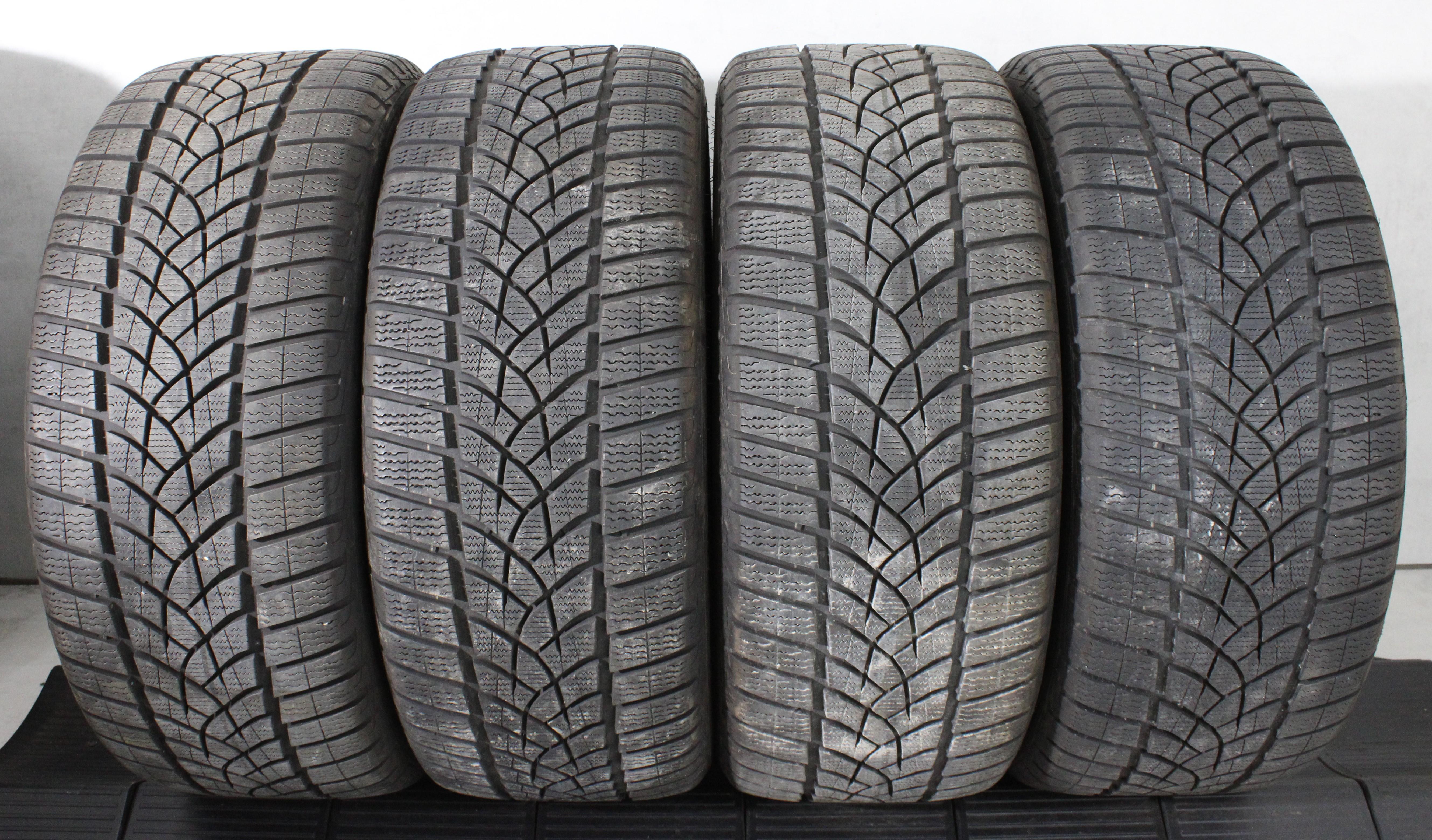 4 x 265/40R20 104V Winterreifen Goodyear Ultra Grip Performance GEN-1 AO 7mm 3x2022/1x2023