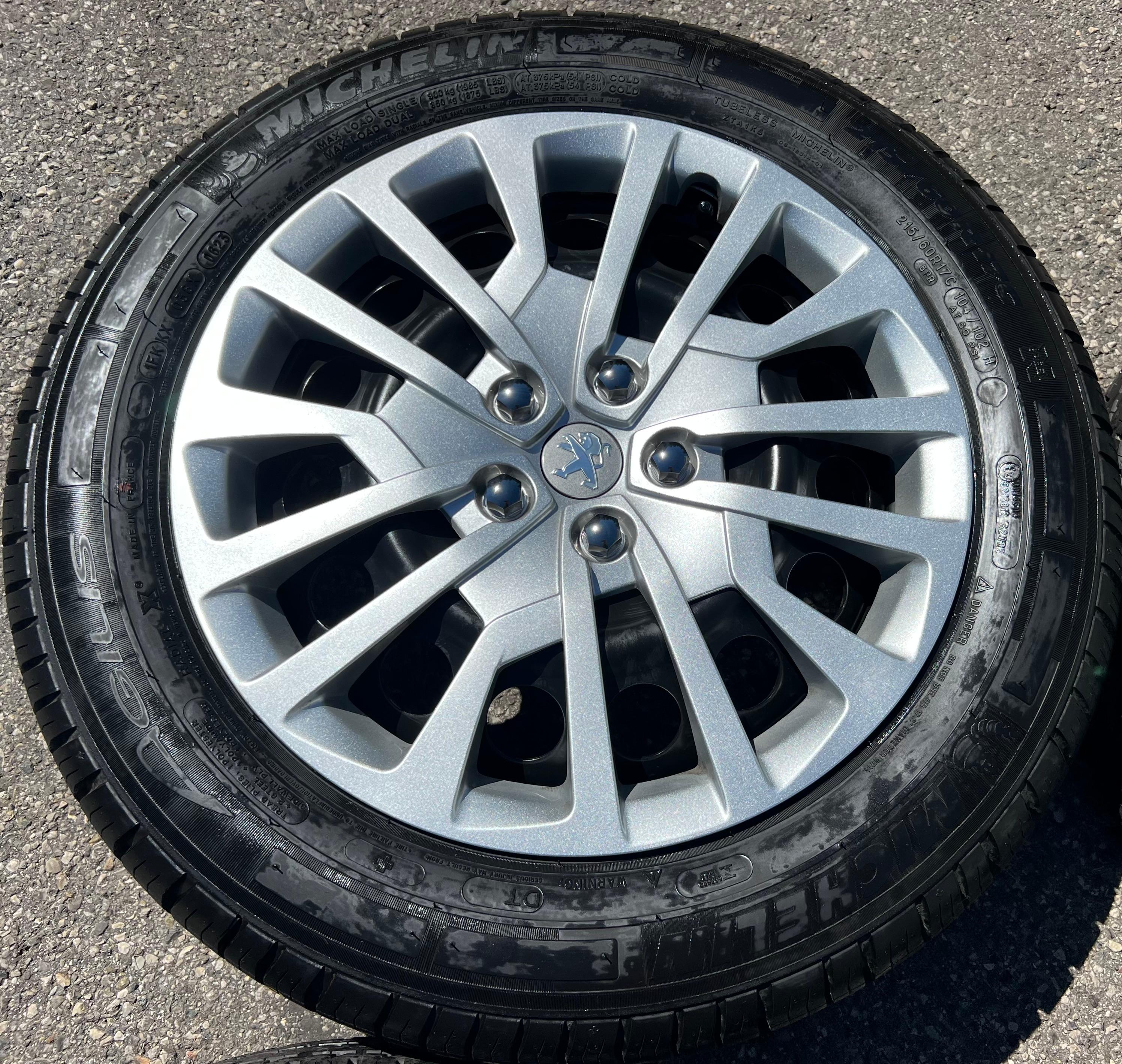 4 ROUES D'ÉTÉ PEUGEOT EXPERT V 215/60R17C 104/102H MICHELIN AGILIS 2023 FRANCO DOMICILE