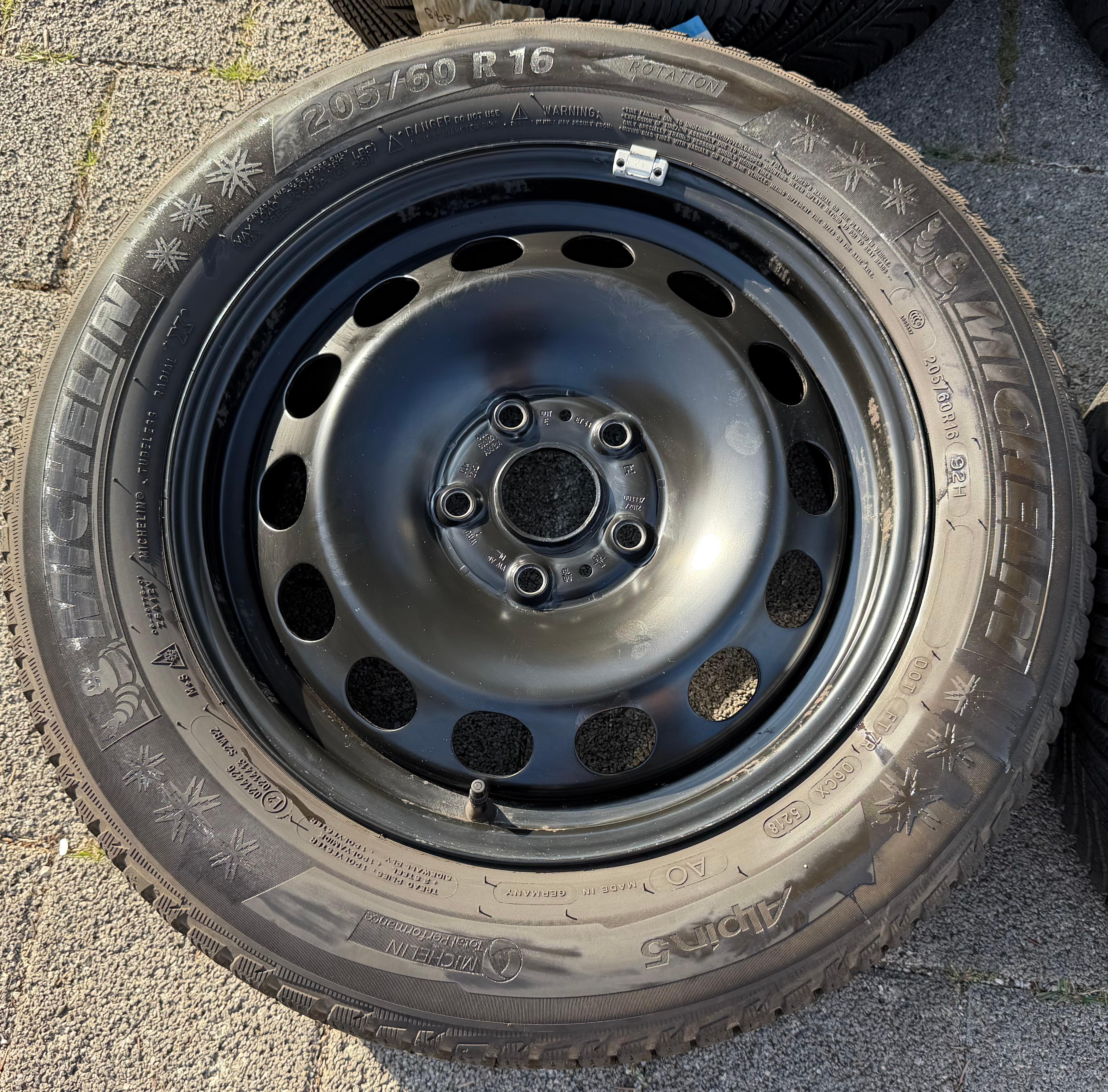 4 Winterräder Audi Q2 GA VW T-ROC A11 205/60R16 92H Michelin Alpin 5 Winterreifen