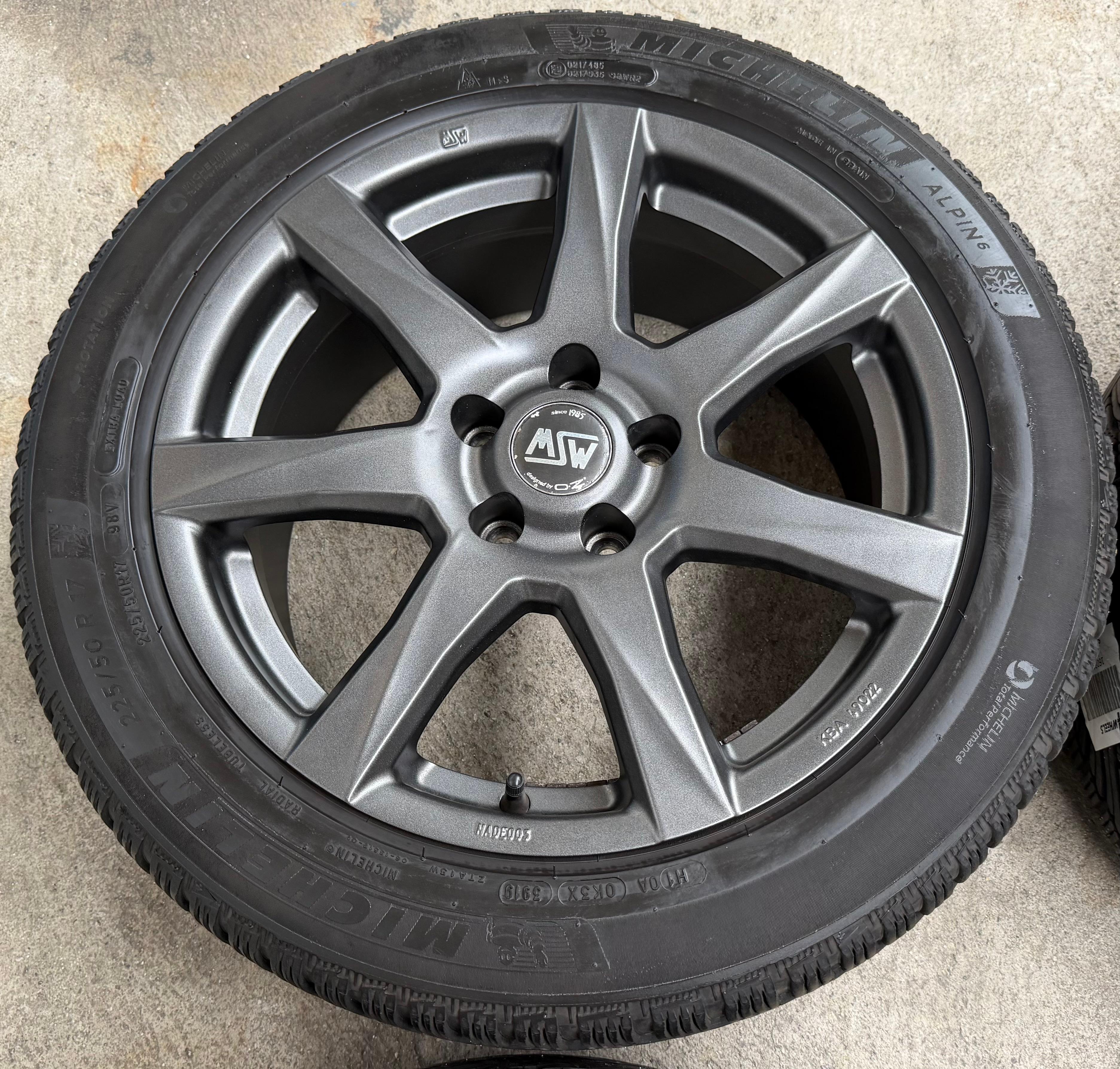 4 Alu 17" Winterräder Audi A4 8K B8 225/50R17 98V Michelin Alpin