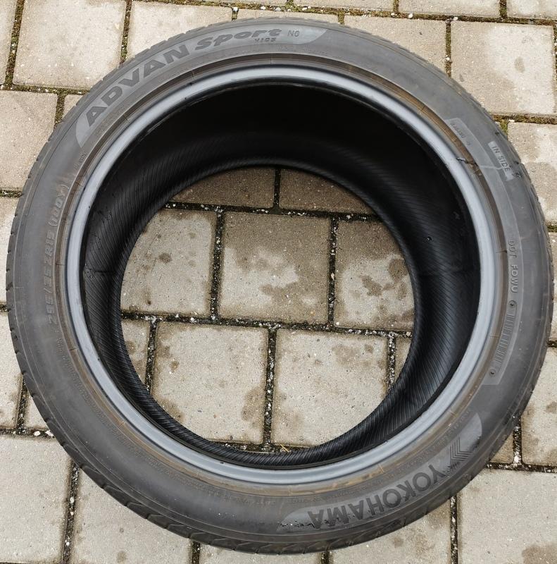 2 x 235/40R19 92Y 2 x 295/35R19 100Y Sommerreifen Yokohama Advan Sport V105 N0 5,5mm 2019