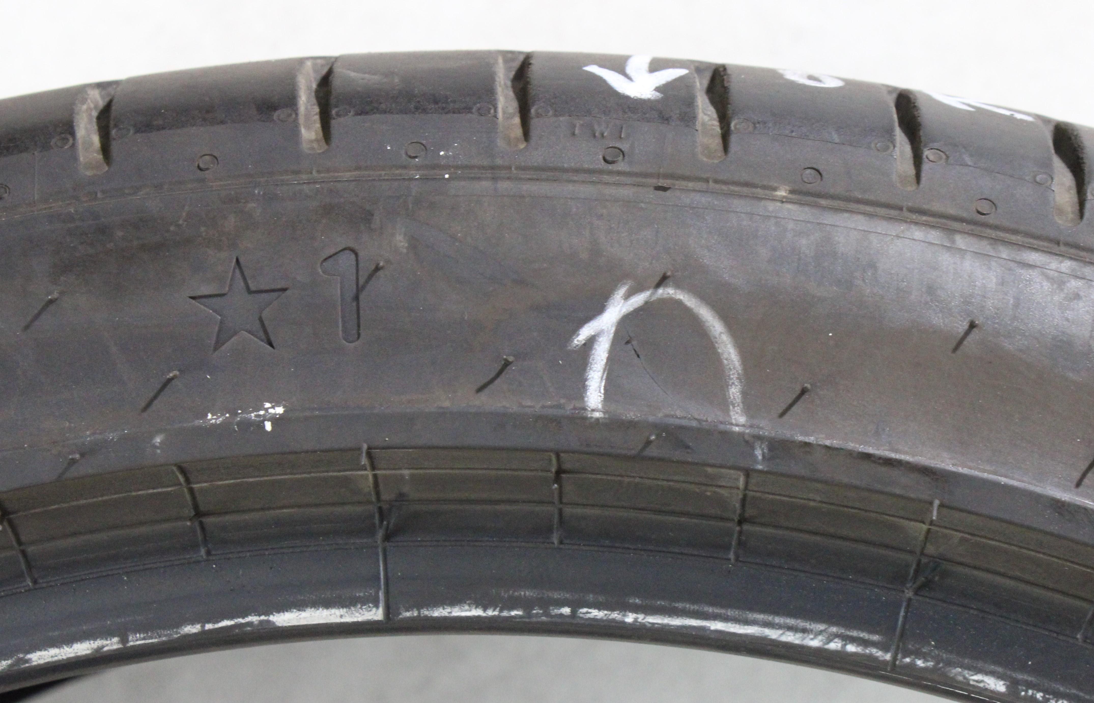1 x 275/35R22 104Y Sommerreifen Pirelli Pzero PZ4 *1 5mm 2025 XL