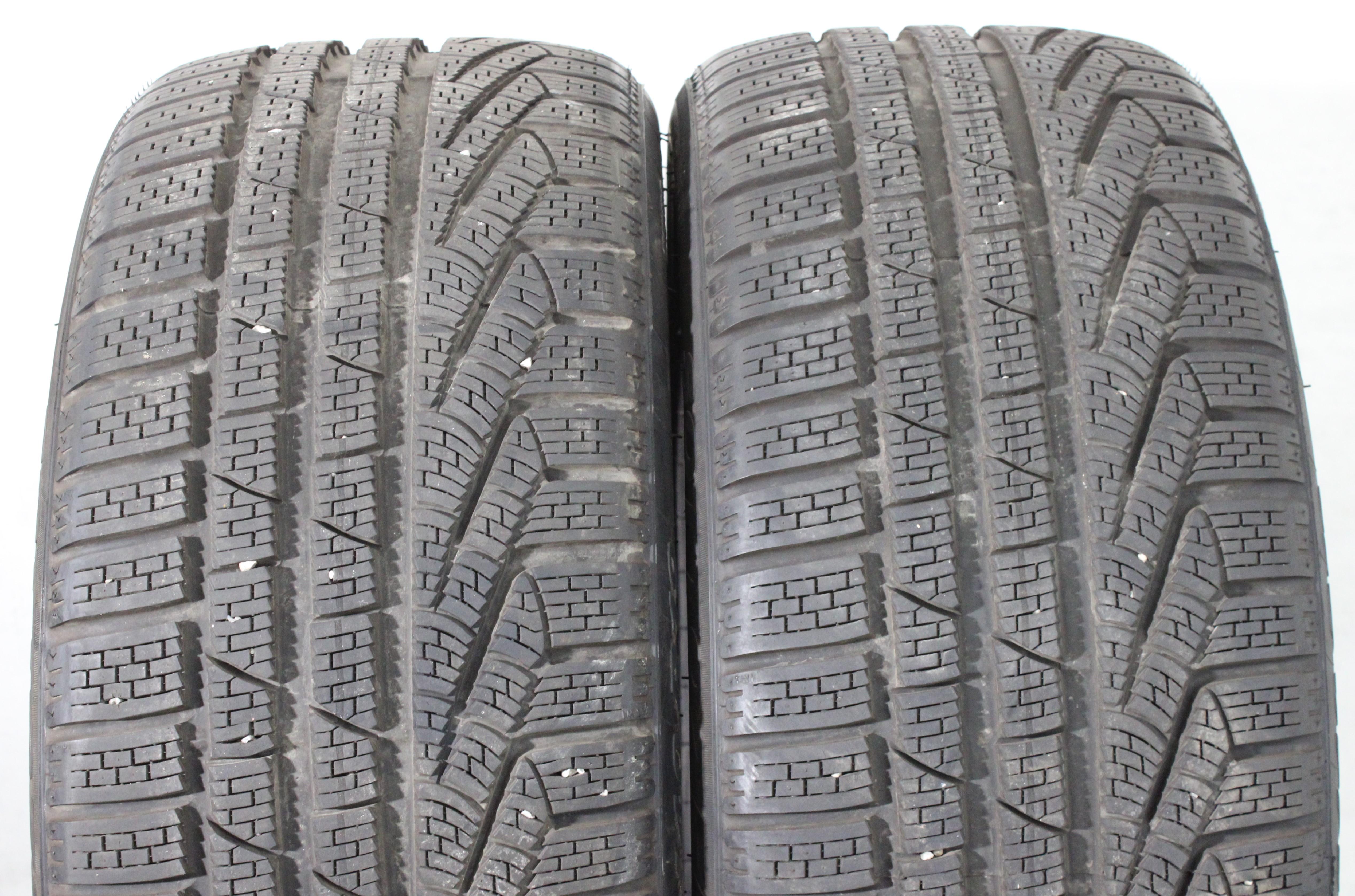 2 x 235/40R19 92V pneumatici invernali Pirelli Sottozero Winter 240 Serie 2 N0 7mm 2021