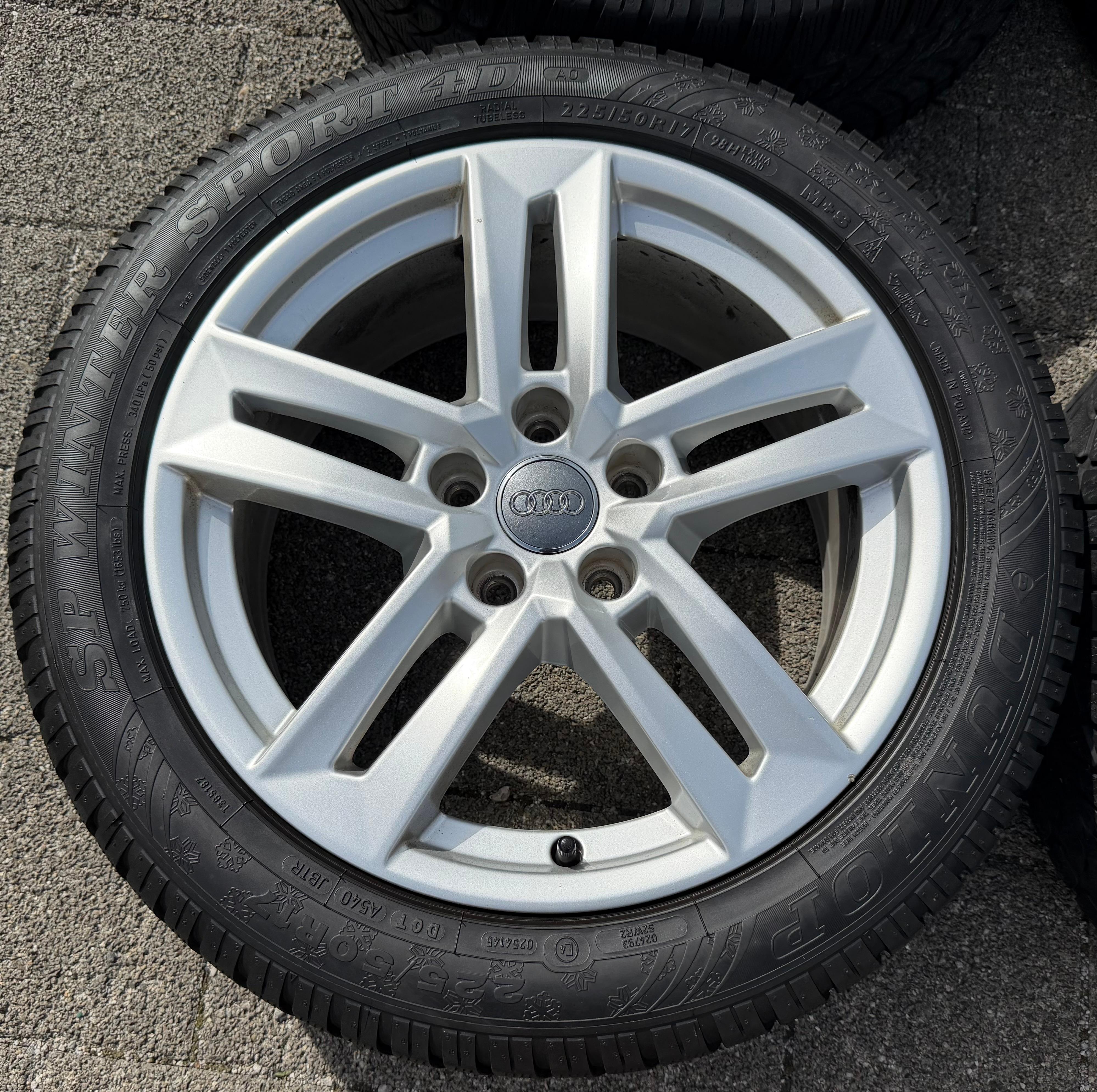 4 Original 17" Alufelgen Audi A4 8W B9 8W0601025P 7x17 ET42 Felgen