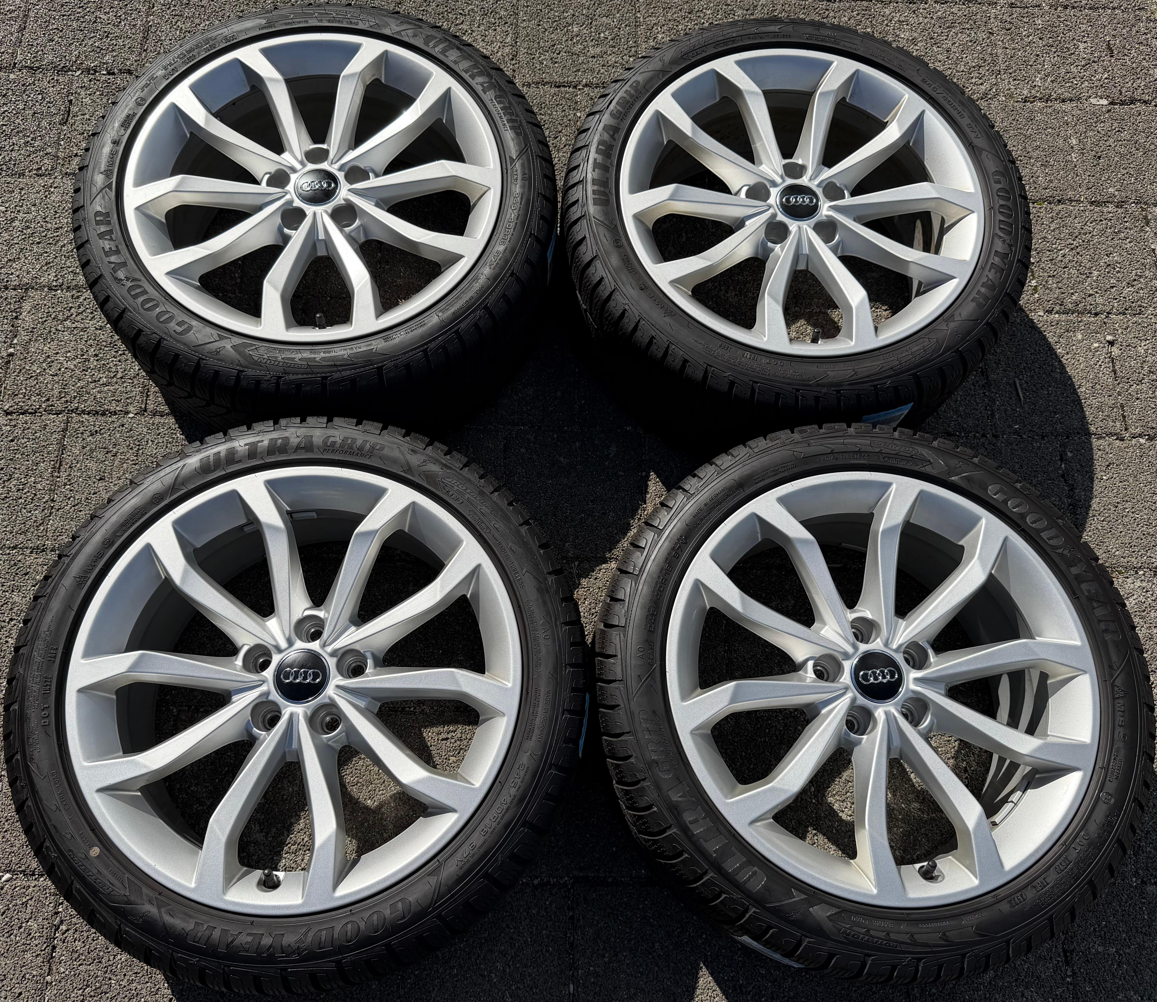 4 Original 18" Alu Winterräder Audi A4 S4 8W B9 8W0601025HM 245/40R18 97V 2023